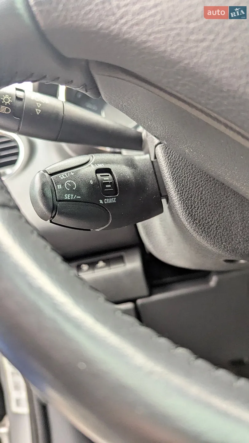 2011 Peugeot 5008 - мініатюра 22