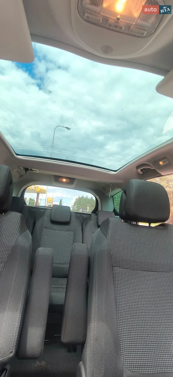 2010 Peugeot 5008 - мініатюра 4