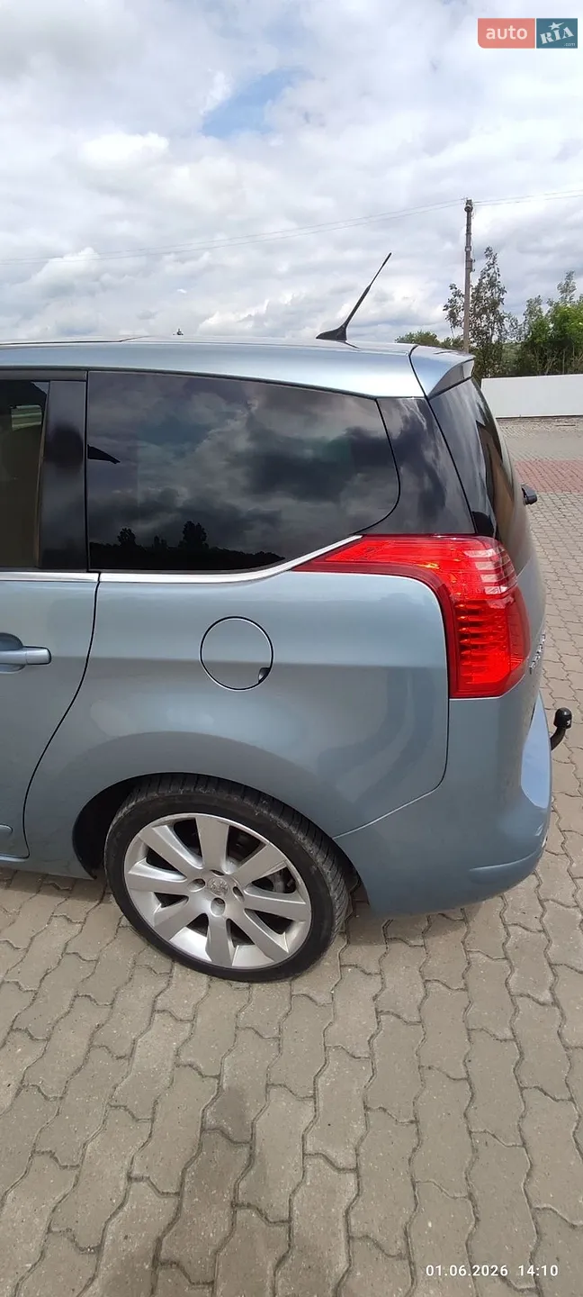 2010 Peugeot 5008 - мініатюра 4