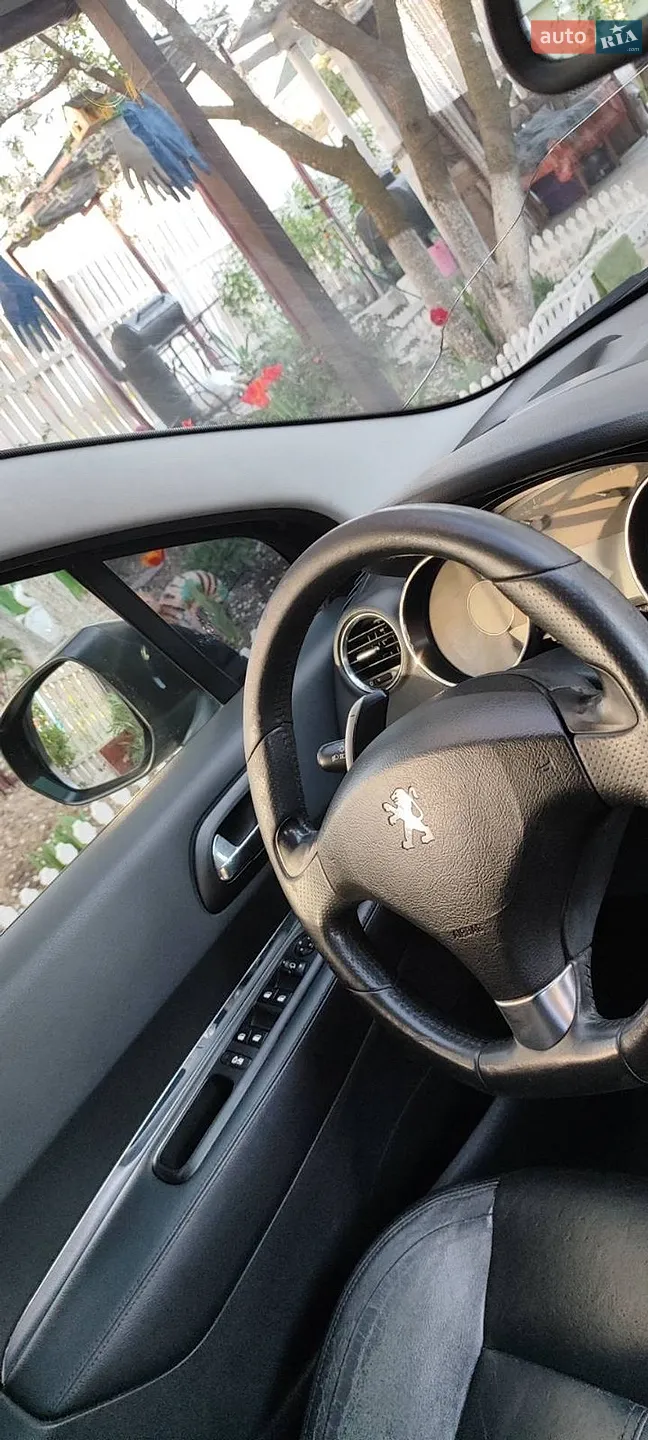 2010 Peugeot 5008 - мініатюра 13