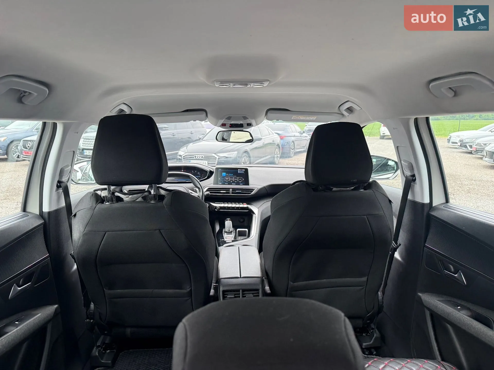 2019 Peugeot 5008 - мініатюра 18
