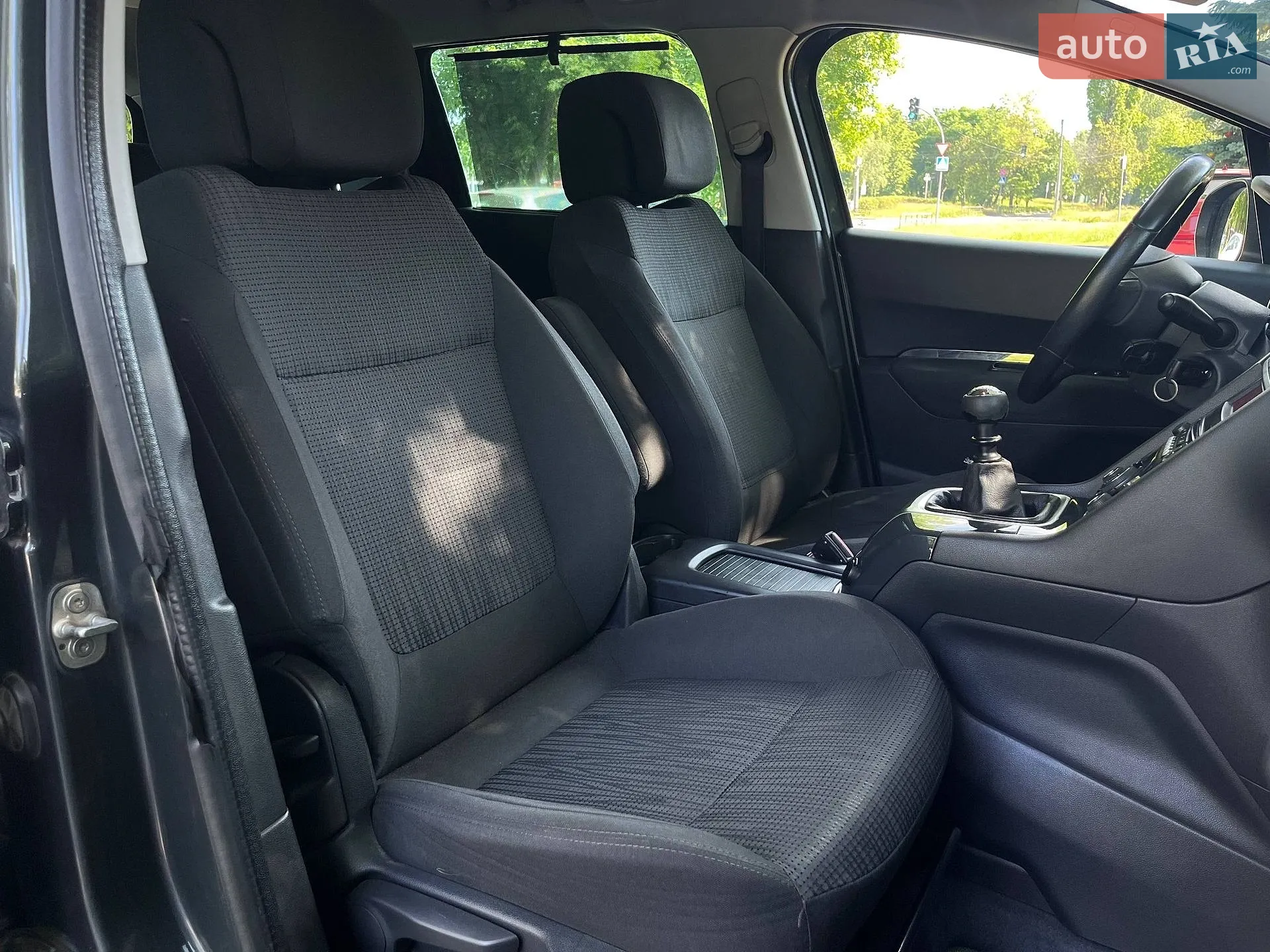 2013 Peugeot 5008 - мініатюра 17