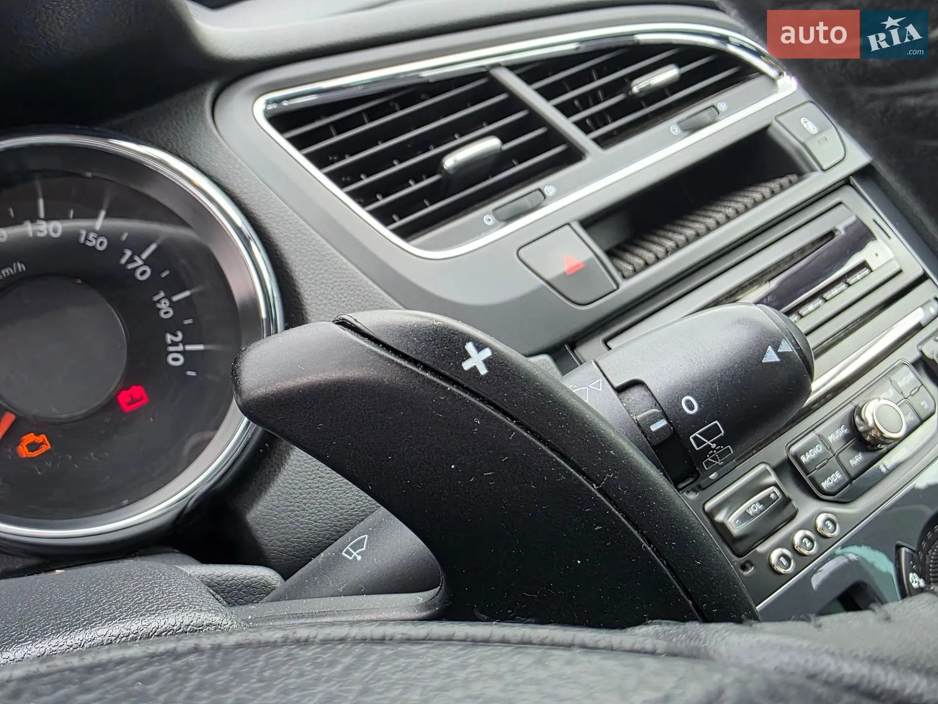 Peugeot 5008 2014 VIN VF30A9HD8ES013105 фото оголошення 25 з 32