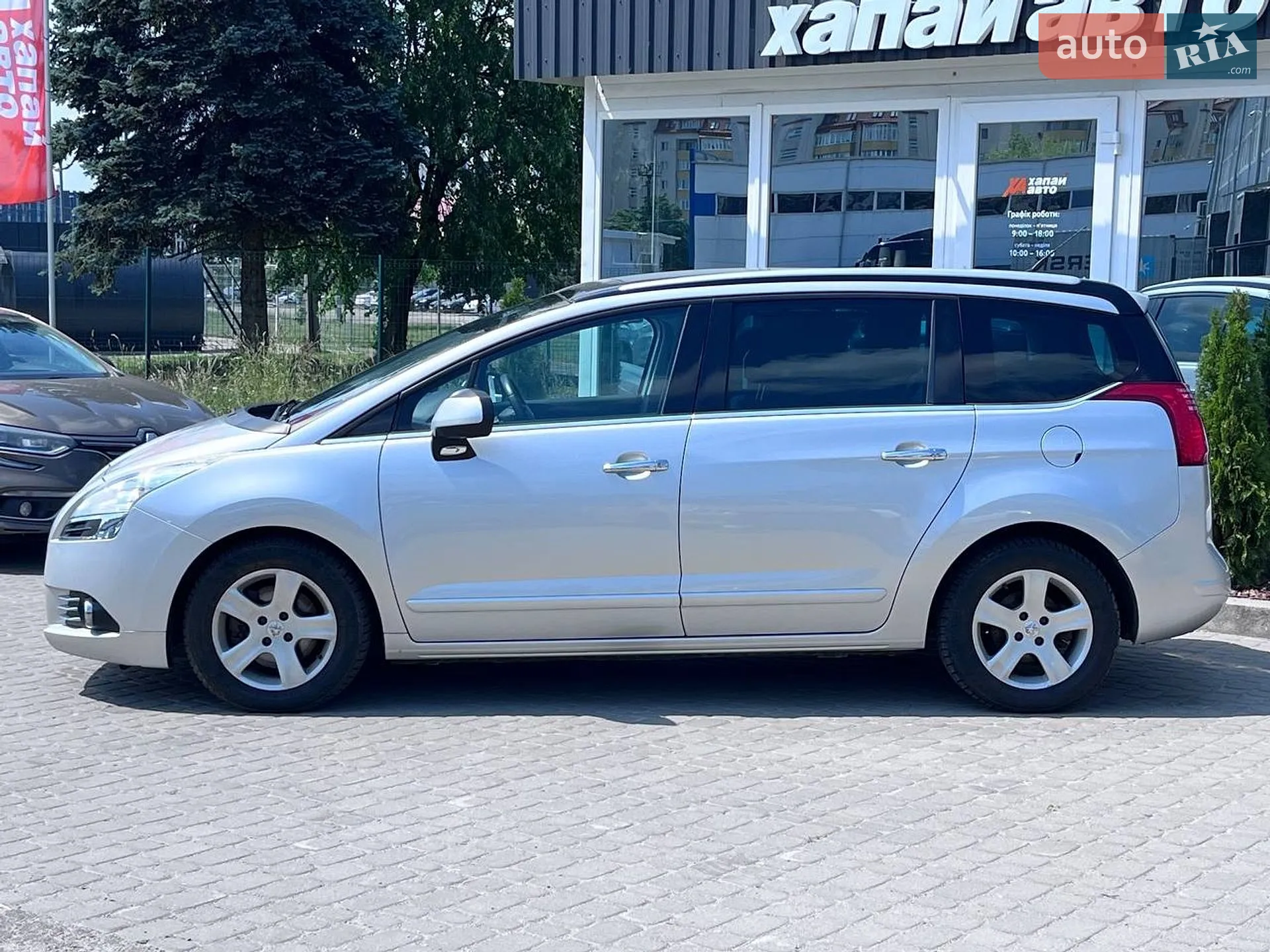 2010 Peugeot 5008 - мініатюра 9