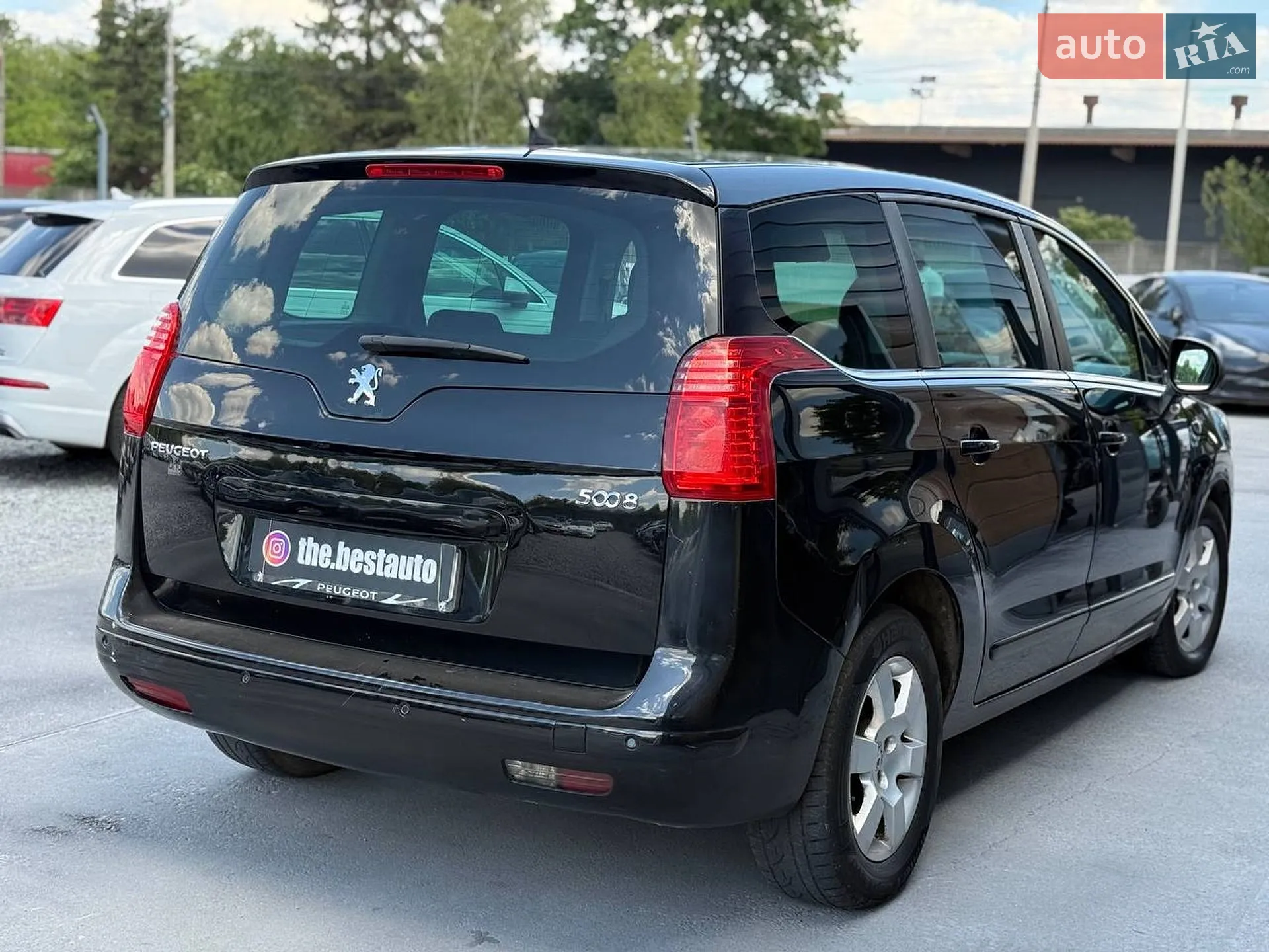 2010 Peugeot 5008 - мініатюра 9