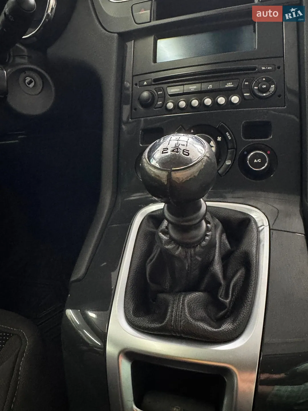 2011 Peugeot 5008 - мініатюра 30