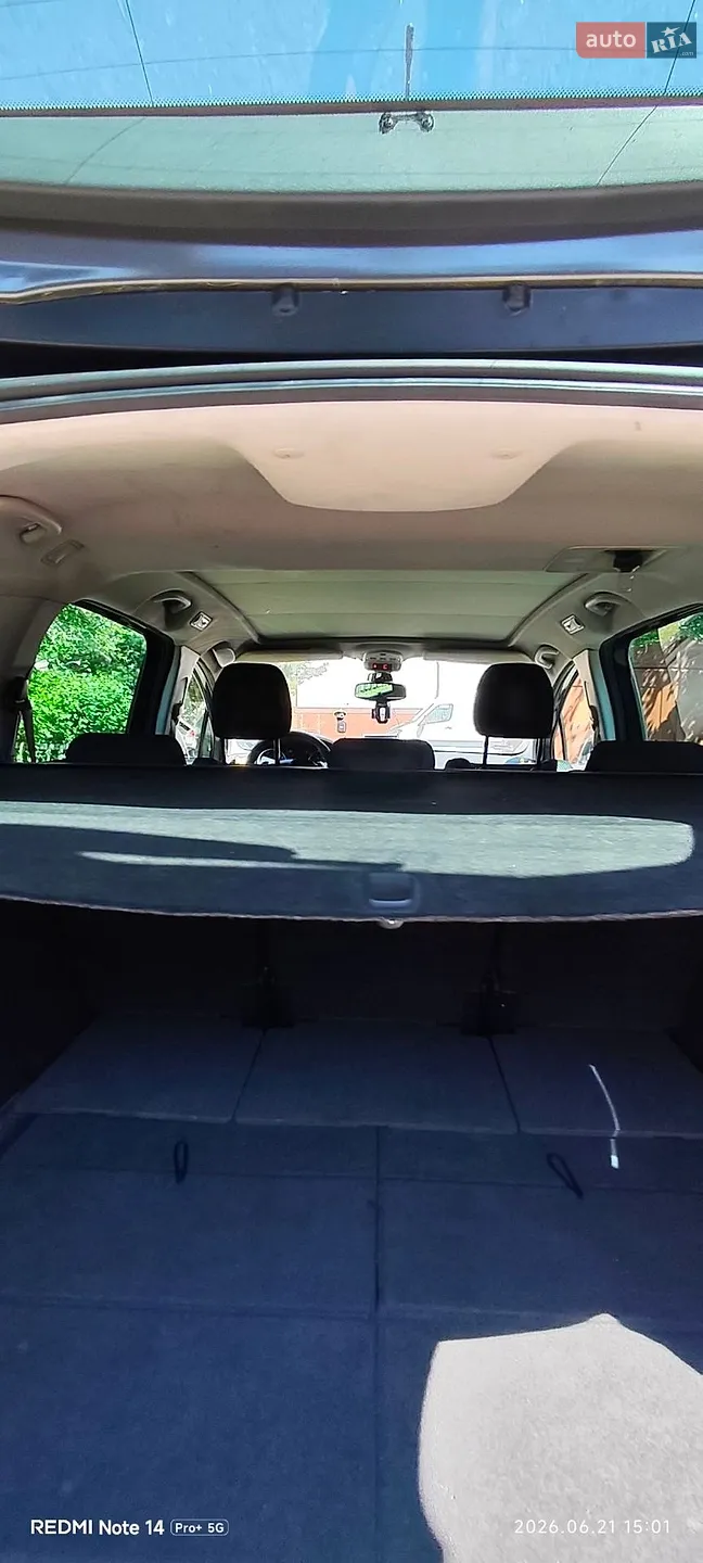 2010 Peugeot 5008 - мініатюра 15