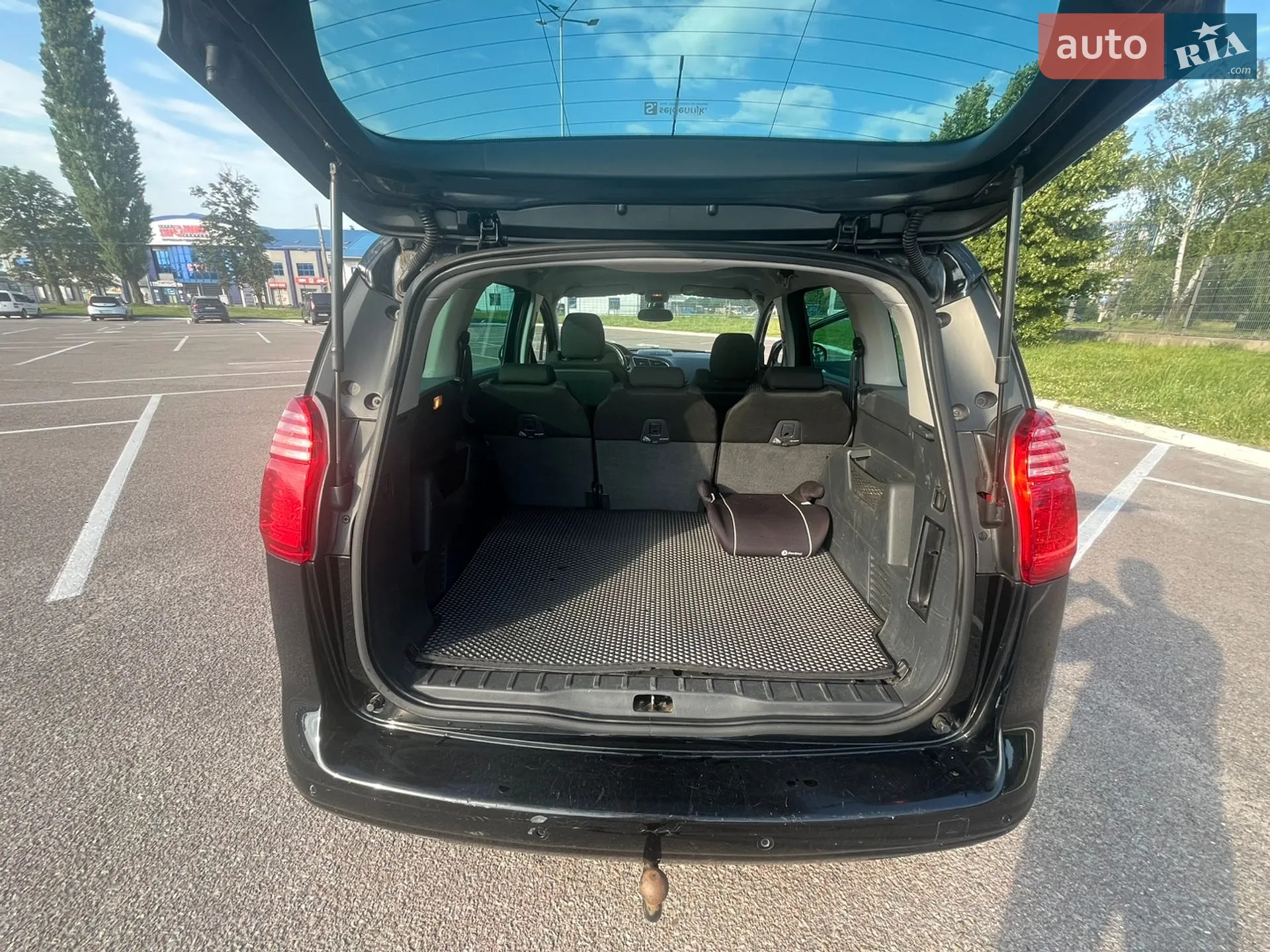 2010 Peugeot 5008 - мініатюра 13