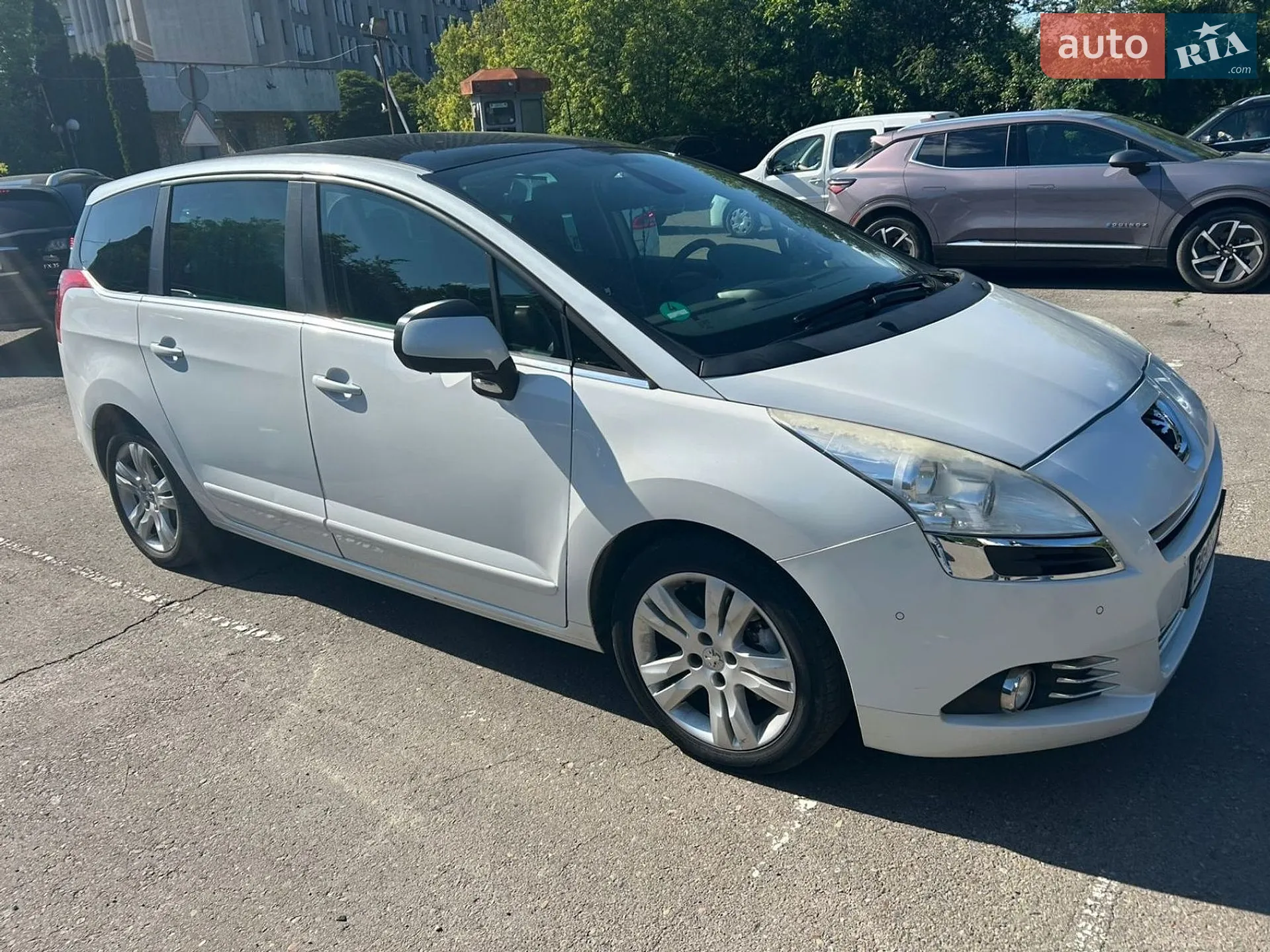 2012 Peugeot 5008 - мініатюра 10