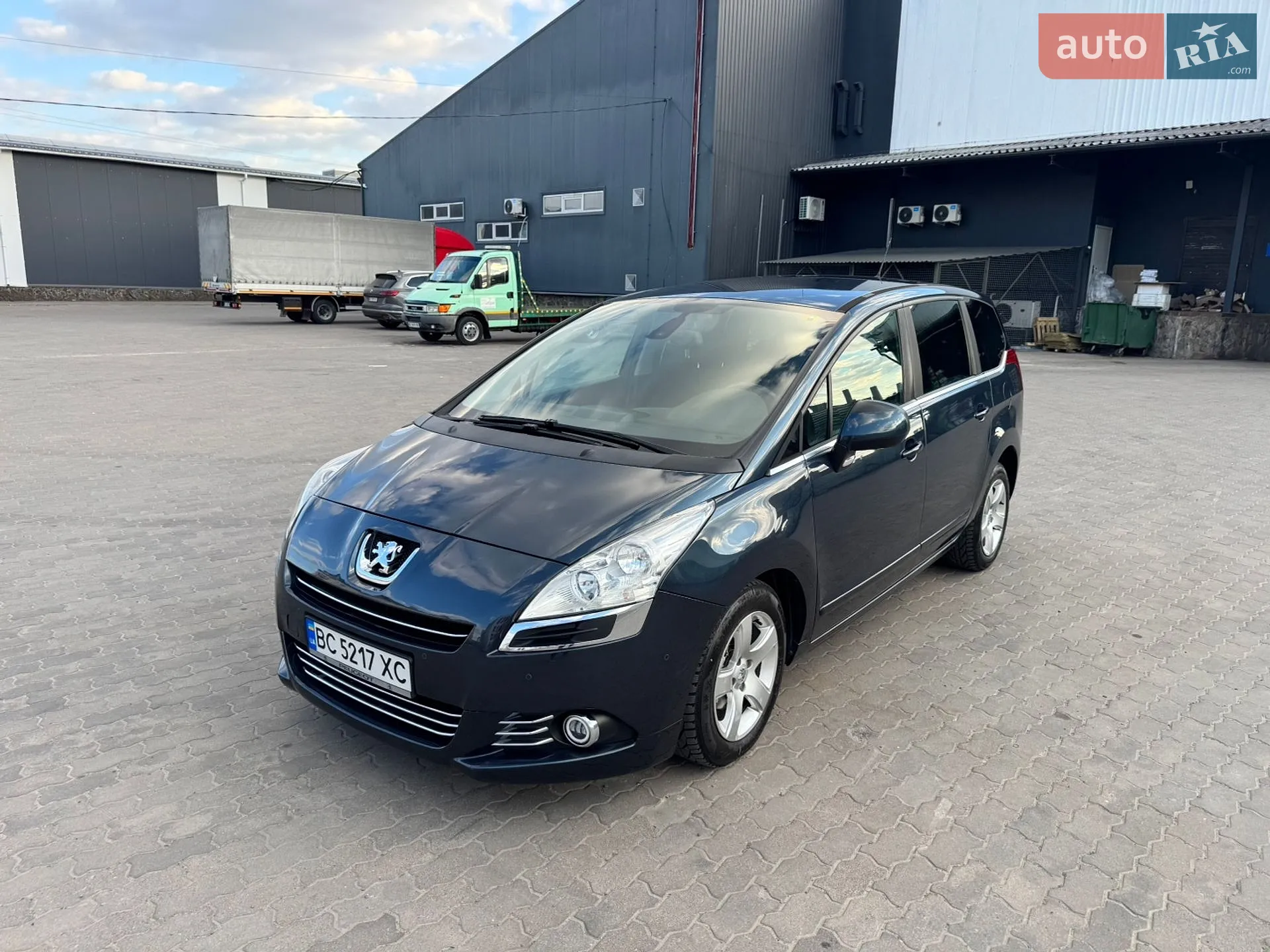 2012 Peugeot 5008 - мініатюра 13