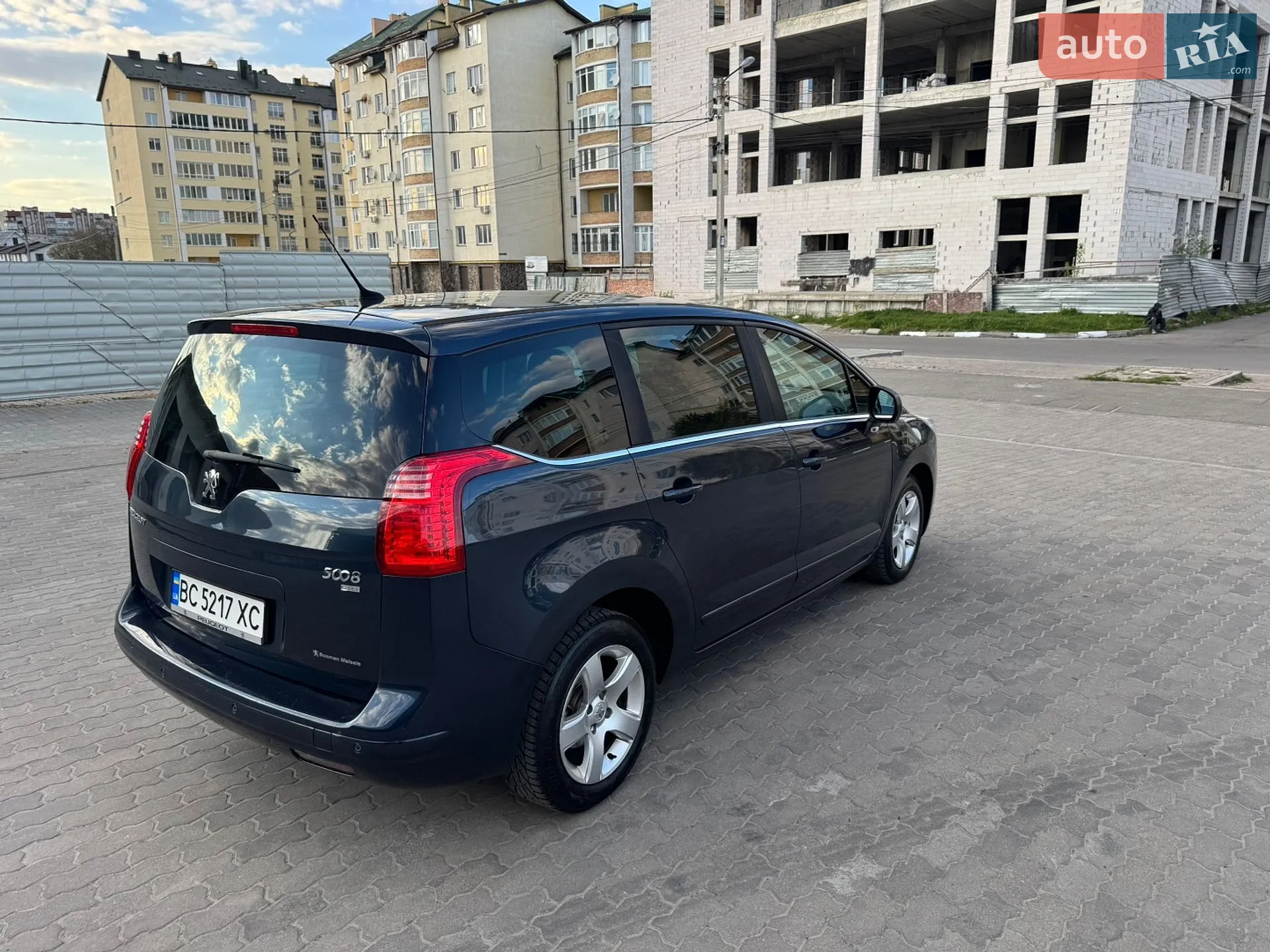 2012 Peugeot 5008 - мініатюра 18