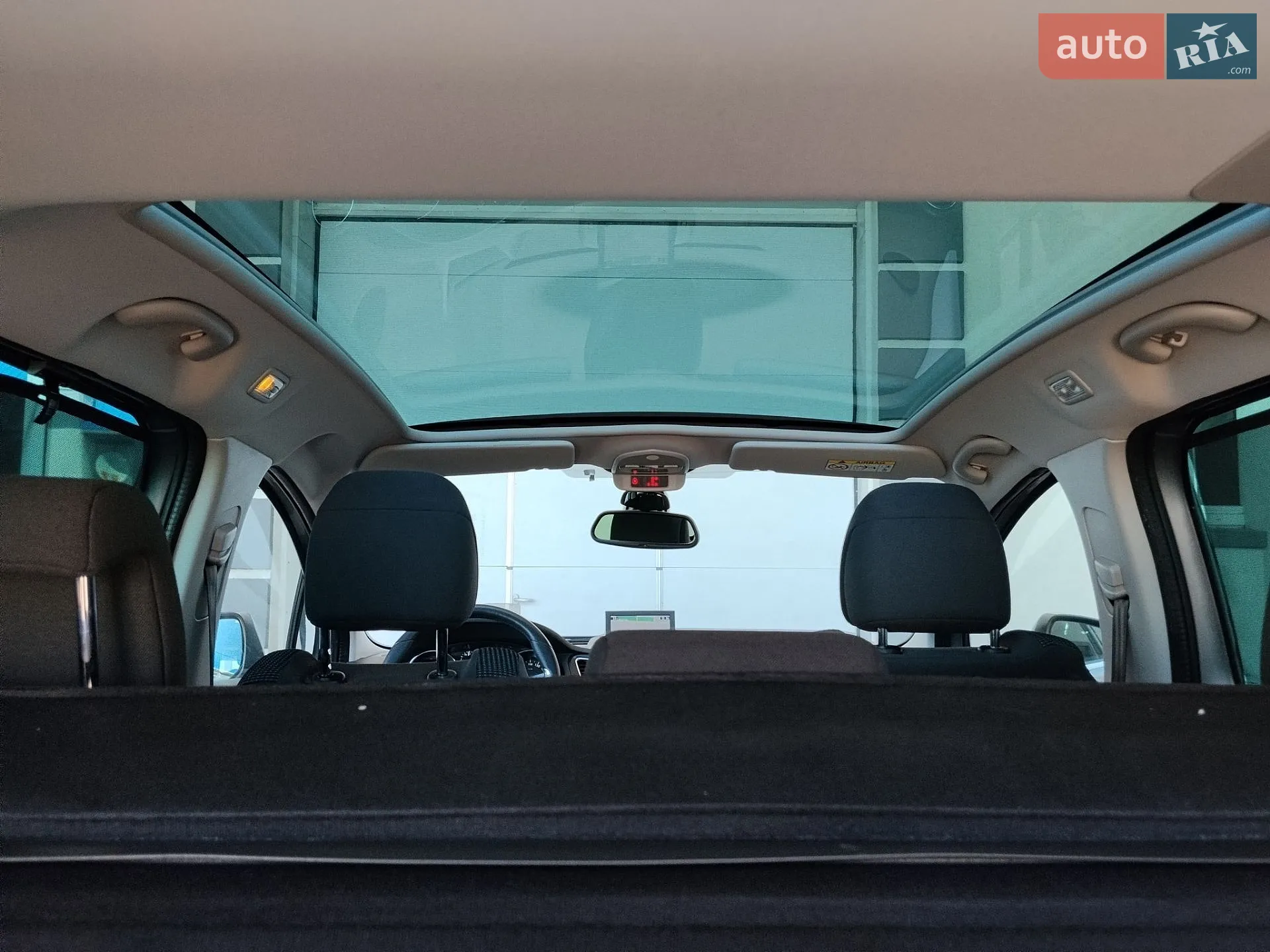 2016 Peugeot 5008 - мініатюра 18