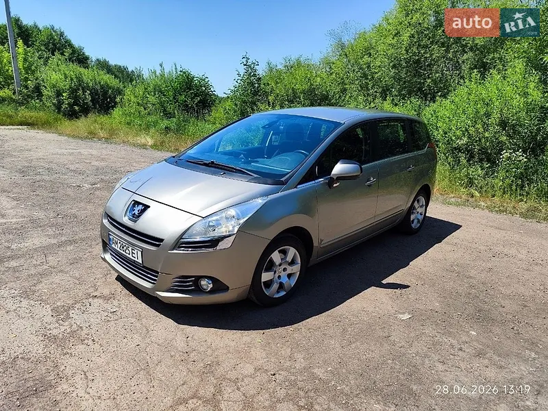 Peugeot 5008