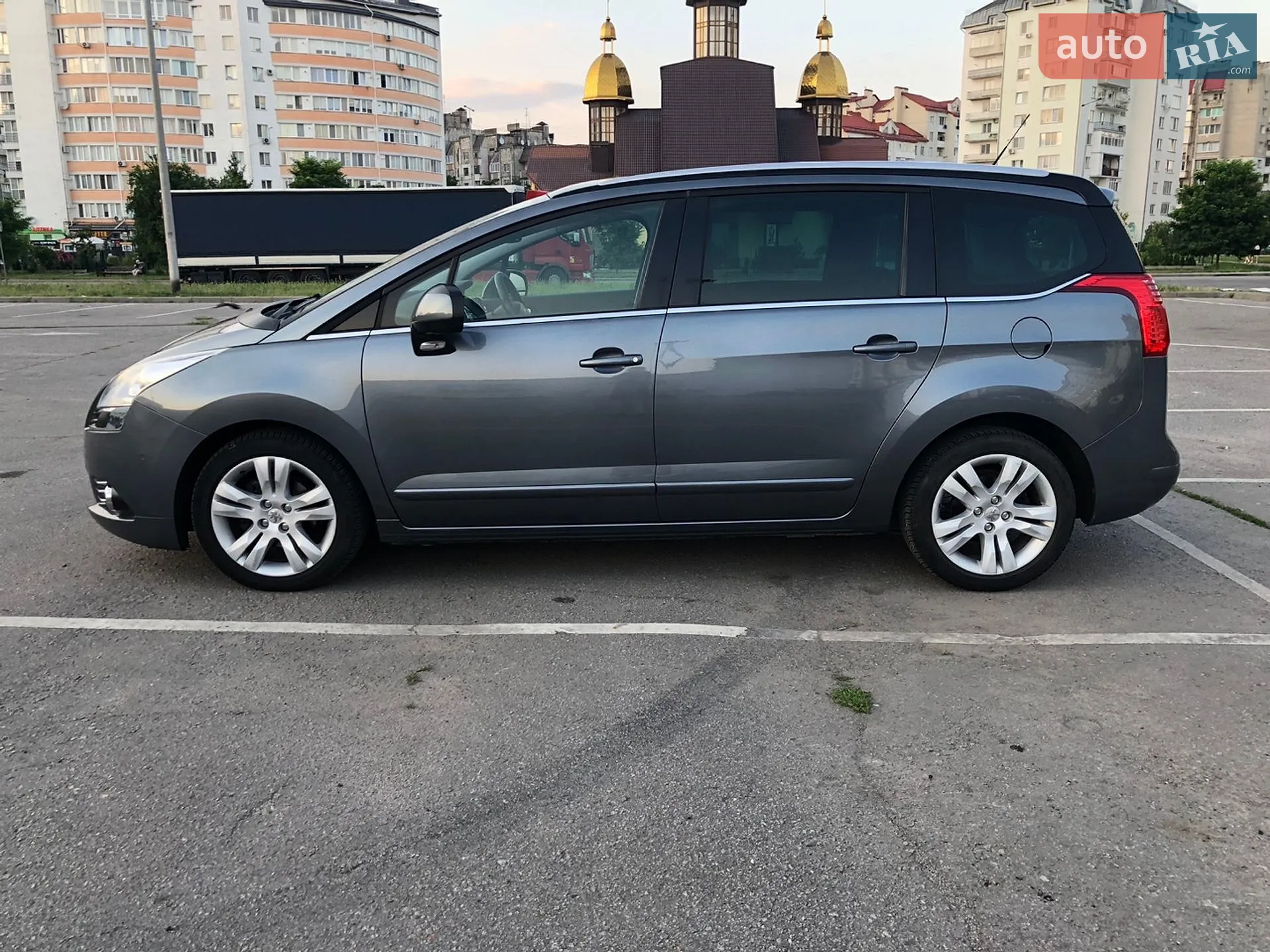 2011 Peugeot 5008 - мініатюра 8