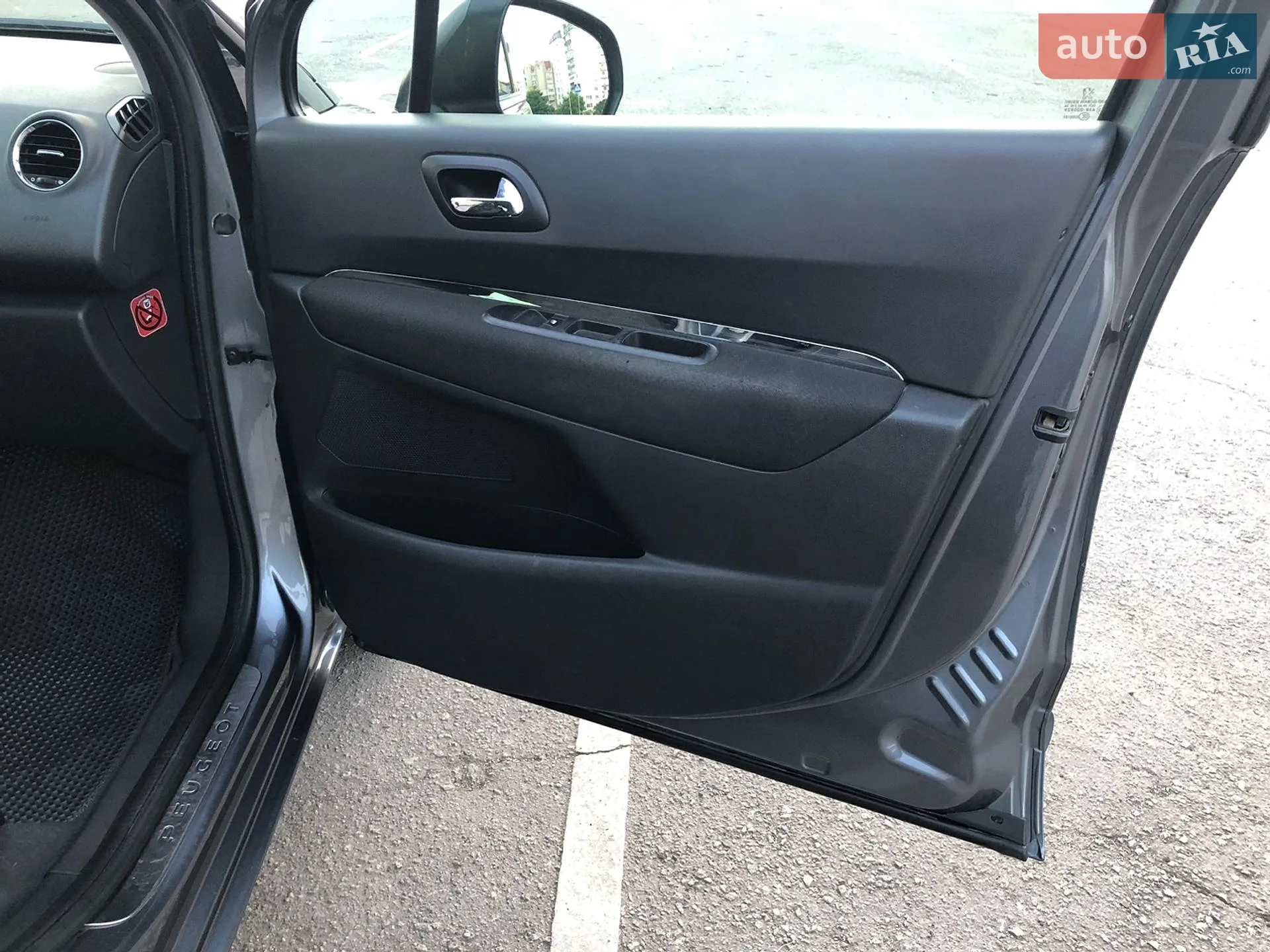 2011 Peugeot 5008 - мініатюра 13
