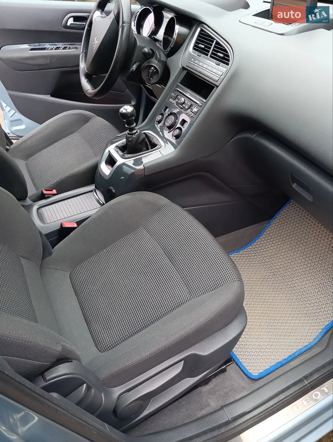 2012 Peugeot 5008 - мініатюра 10