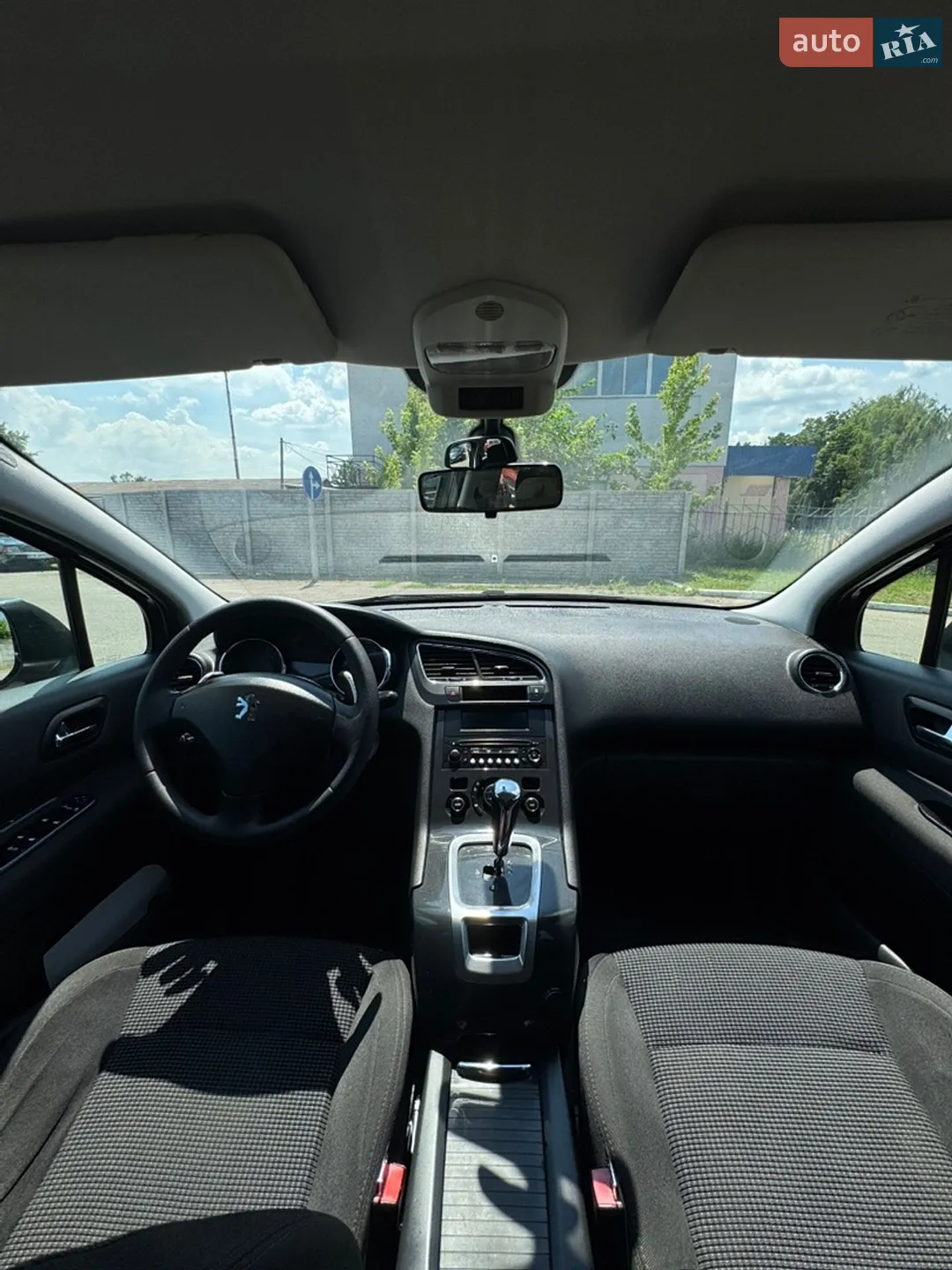 2010 Peugeot 5008 - мініатюра 10