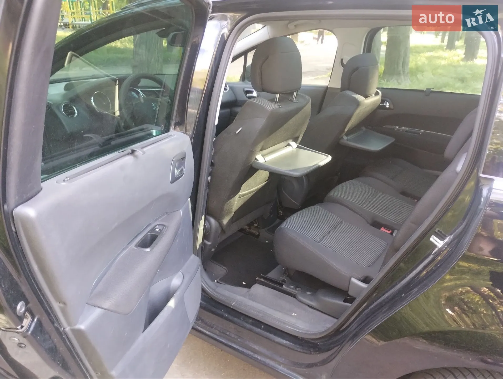 2010 Peugeot 5008 - мініатюра 16