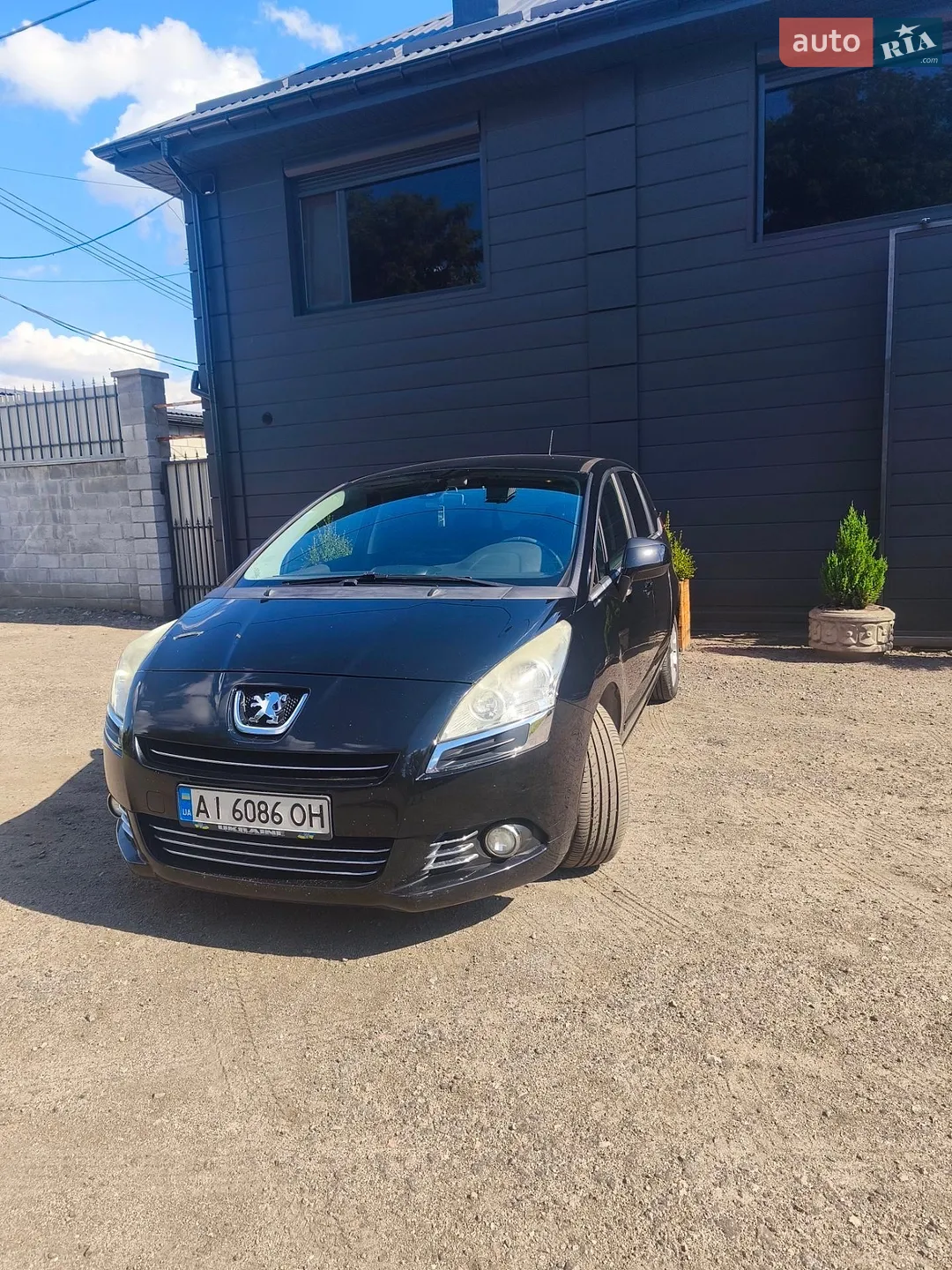 Peugeot 5008 2012
