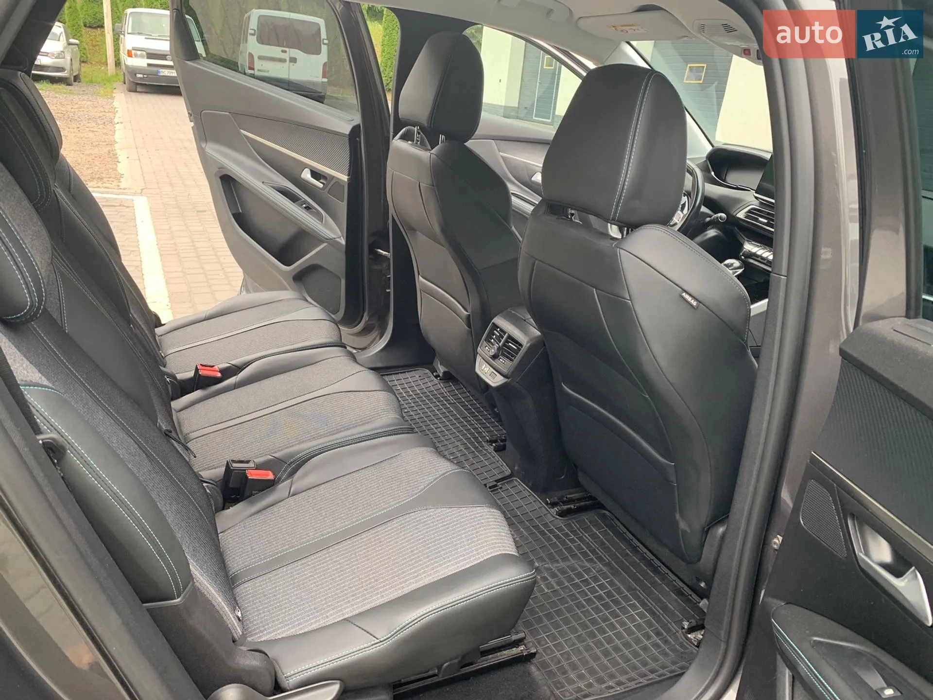 2021 Peugeot 5008 - мініатюра 18