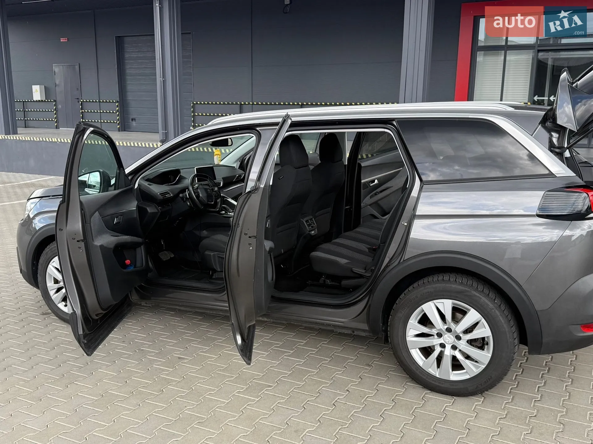 2017 Peugeot 5008 - мініатюра 5