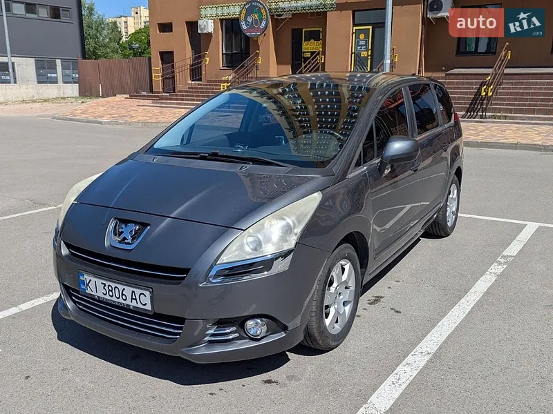 Peugeot 5008