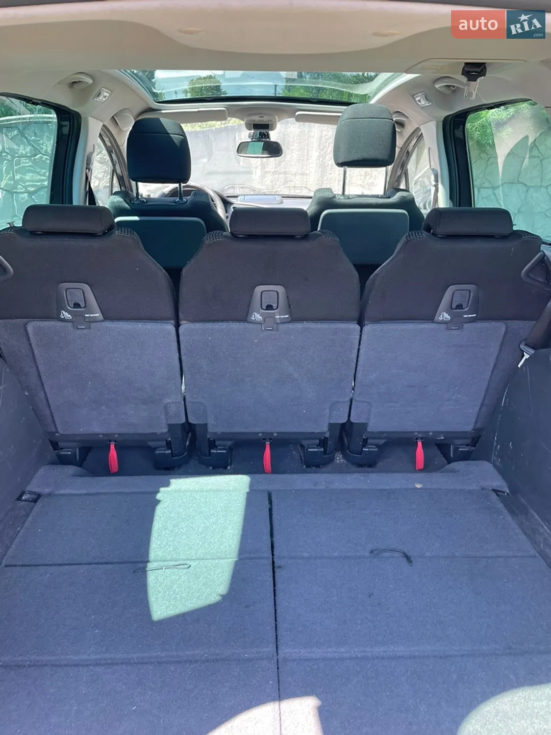 2010 Peugeot 5008 - мініатюра 29