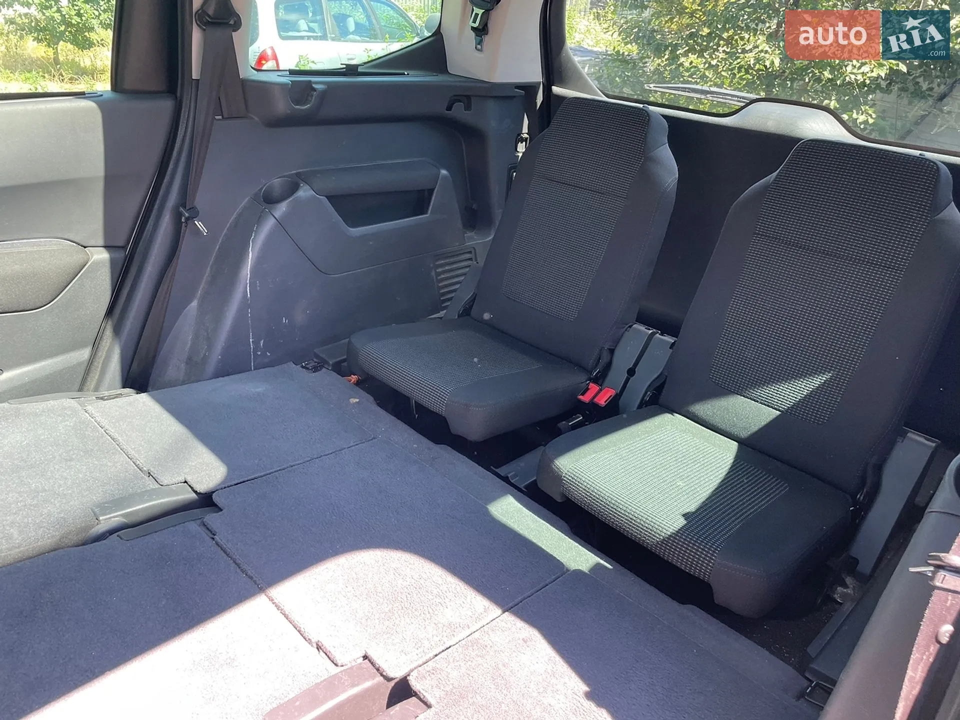 2010 Peugeot 5008 - мініатюра 34