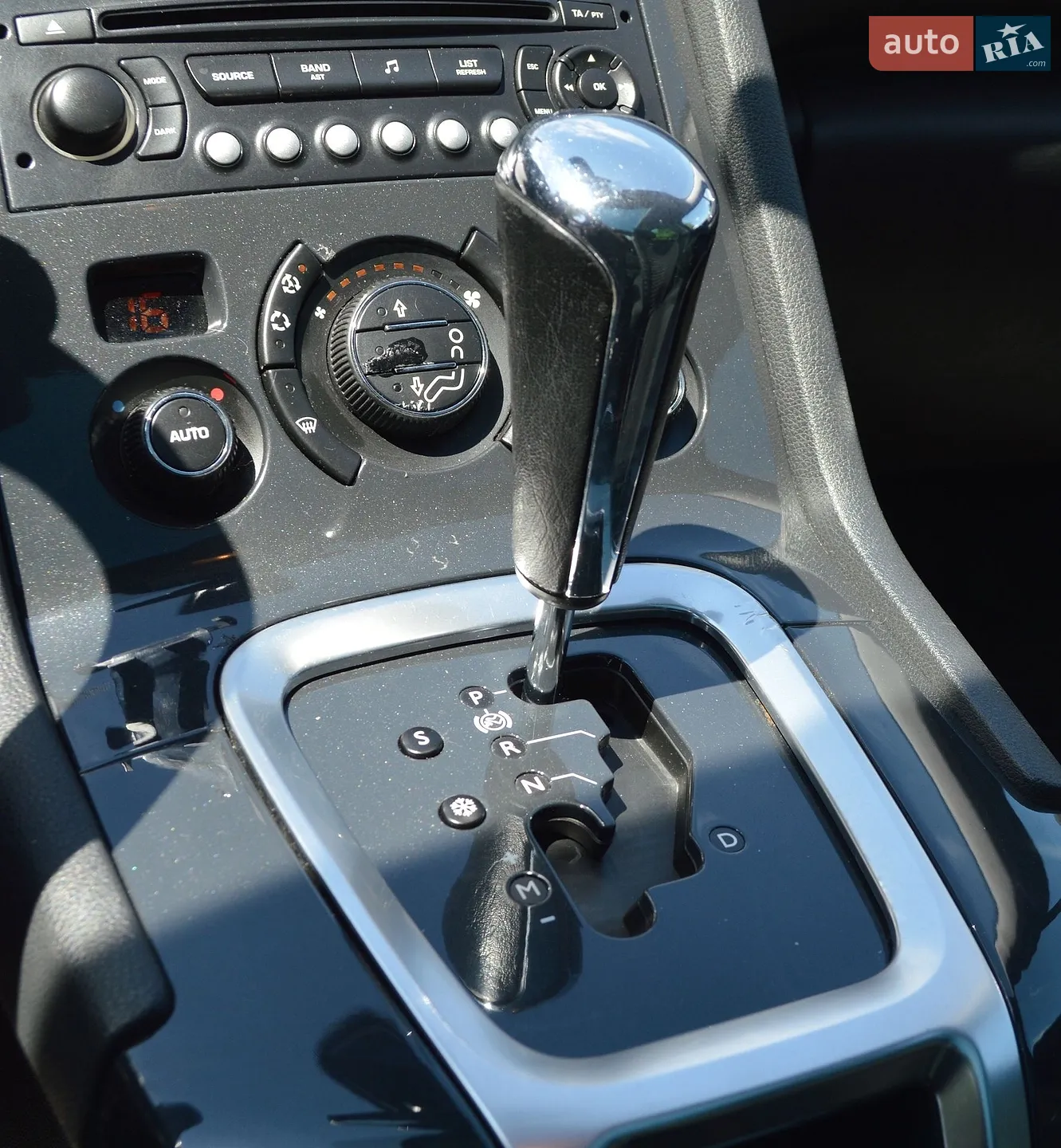 2010 Peugeot 5008 - мініатюра 27