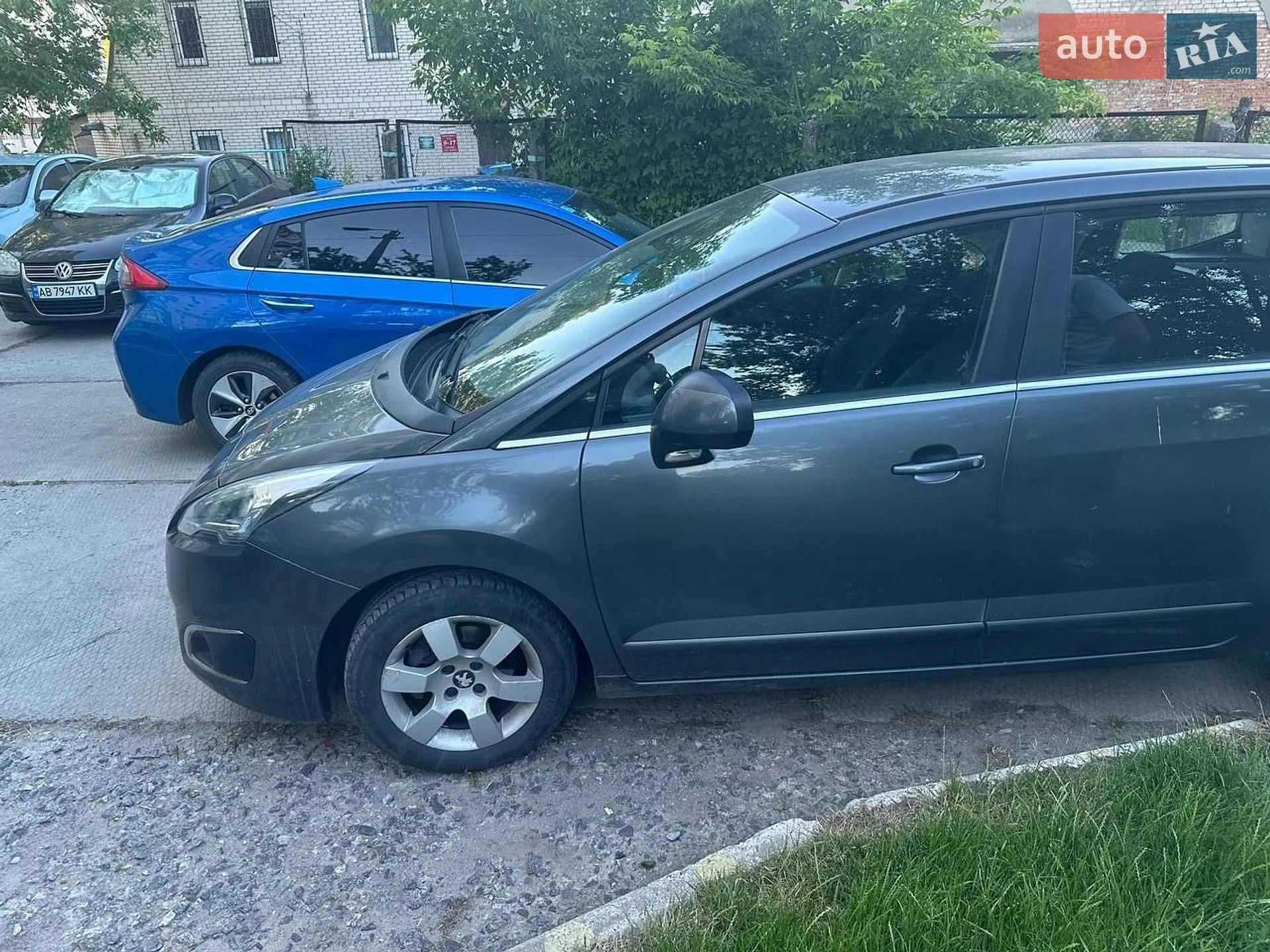 2014 Peugeot 5008 - мініатюра 2