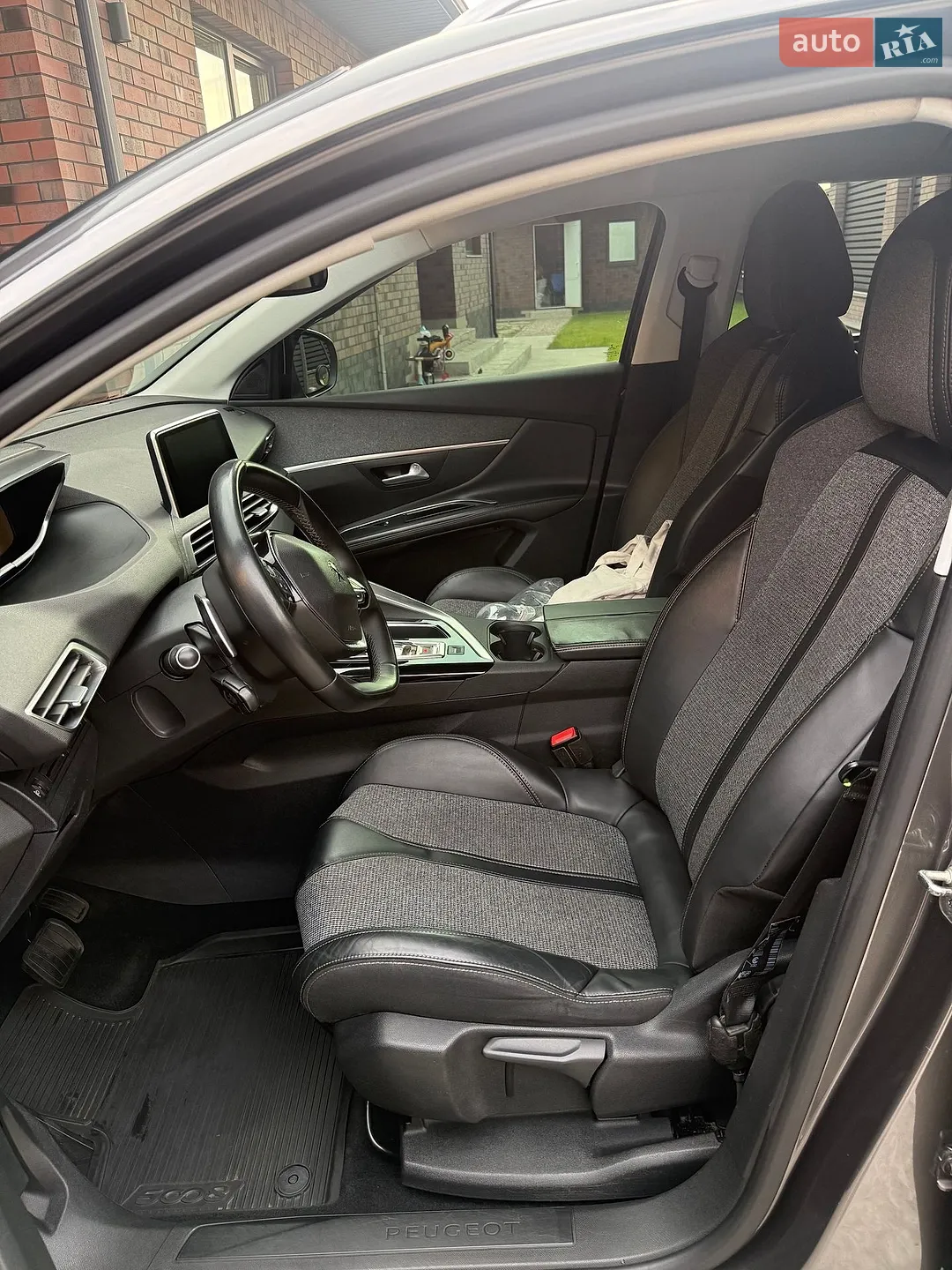 2017 Peugeot 5008 - мініатюра 8