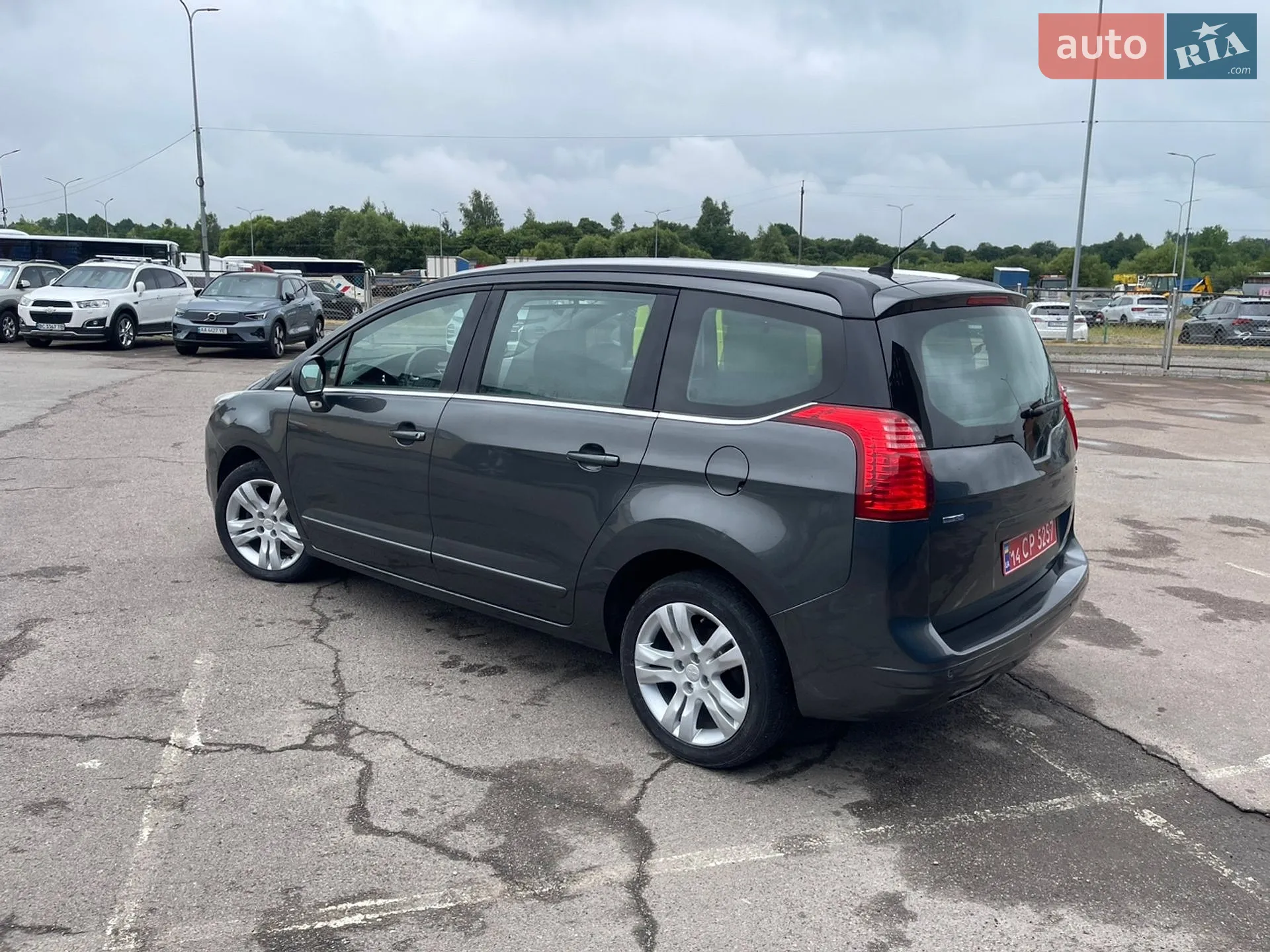 2016 Peugeot 5008 - мініатюра 8