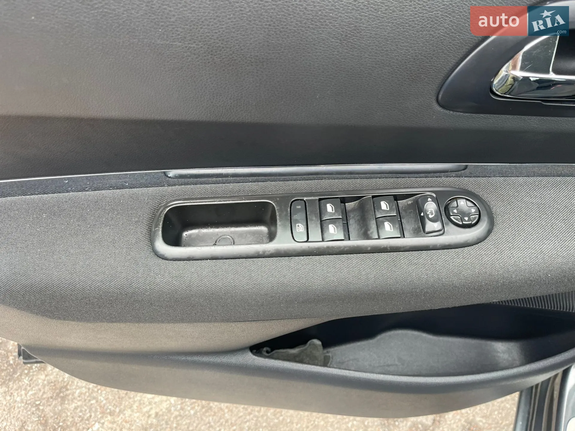 2016 Peugeot 5008 - мініатюра 12