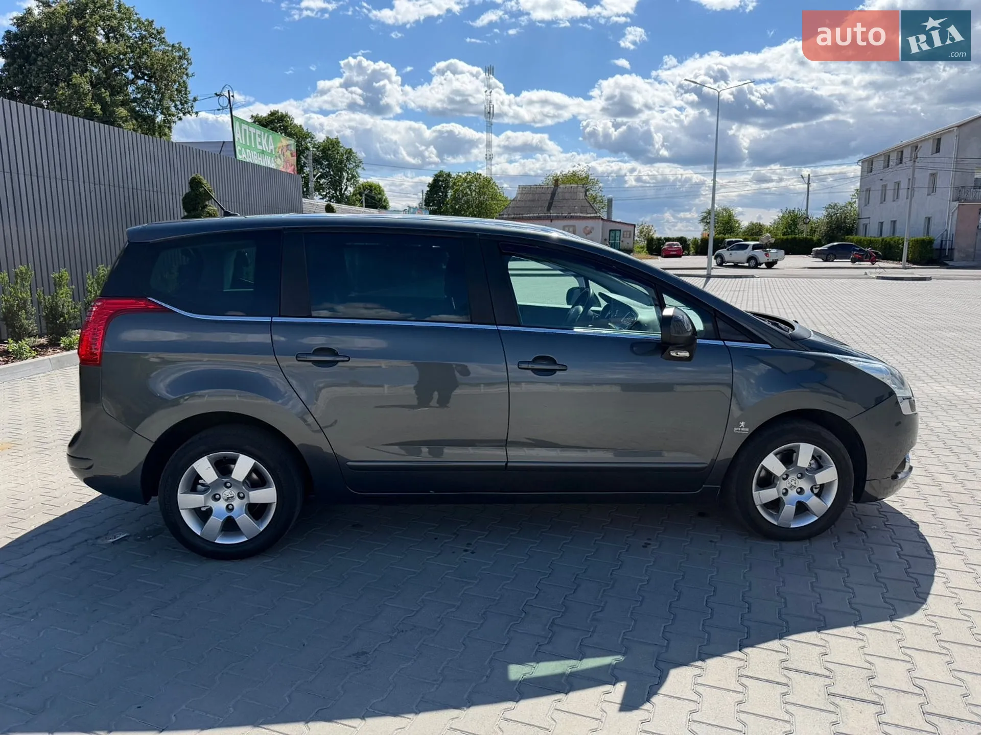 2010 Peugeot 5008 - мініатюра 8