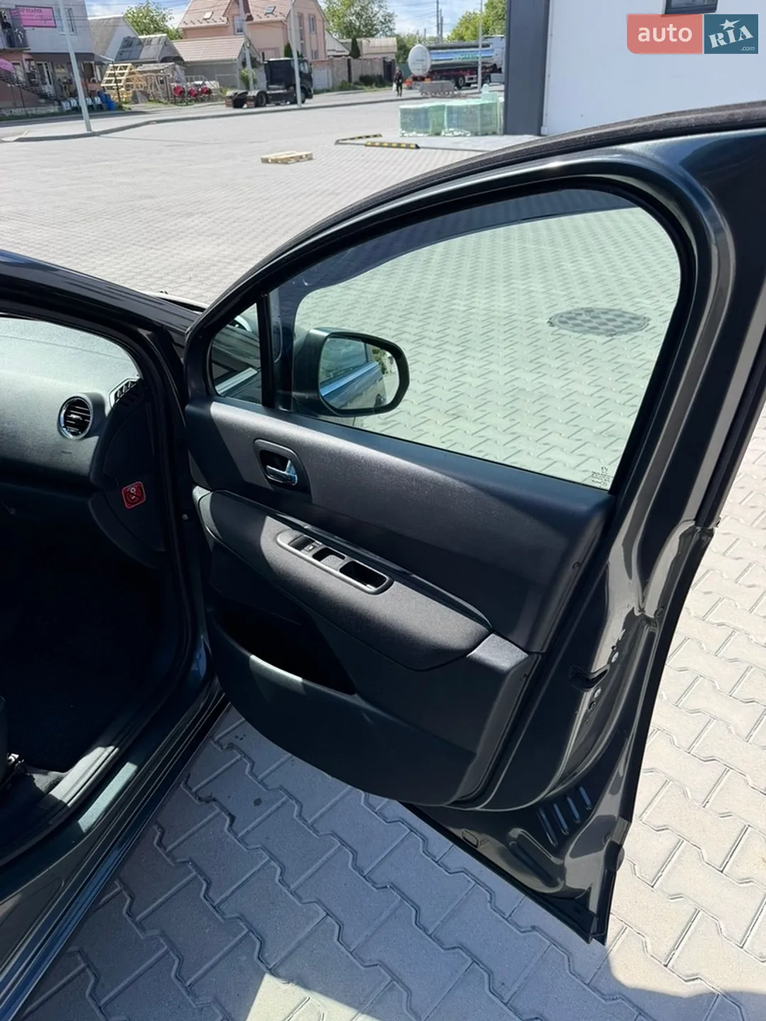 2010 Peugeot 5008 - мініатюра 24