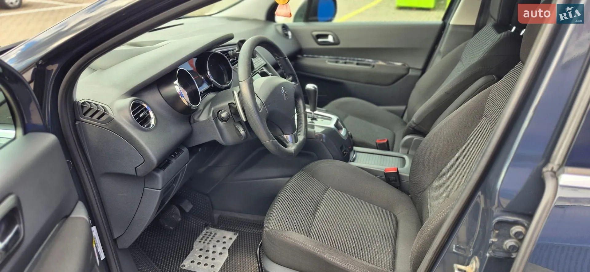 2010 Peugeot 5008 - мініатюра 9