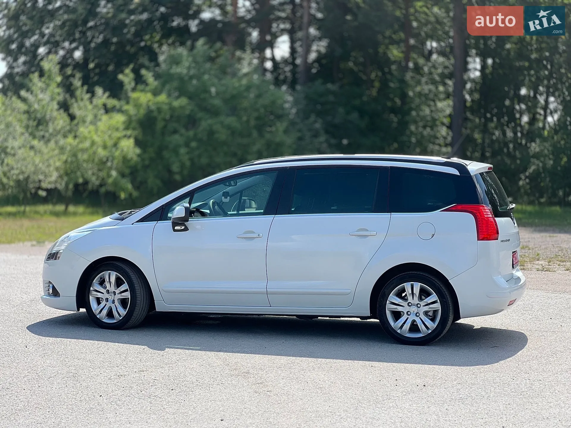 2010 Peugeot 5008 - мініатюра 5