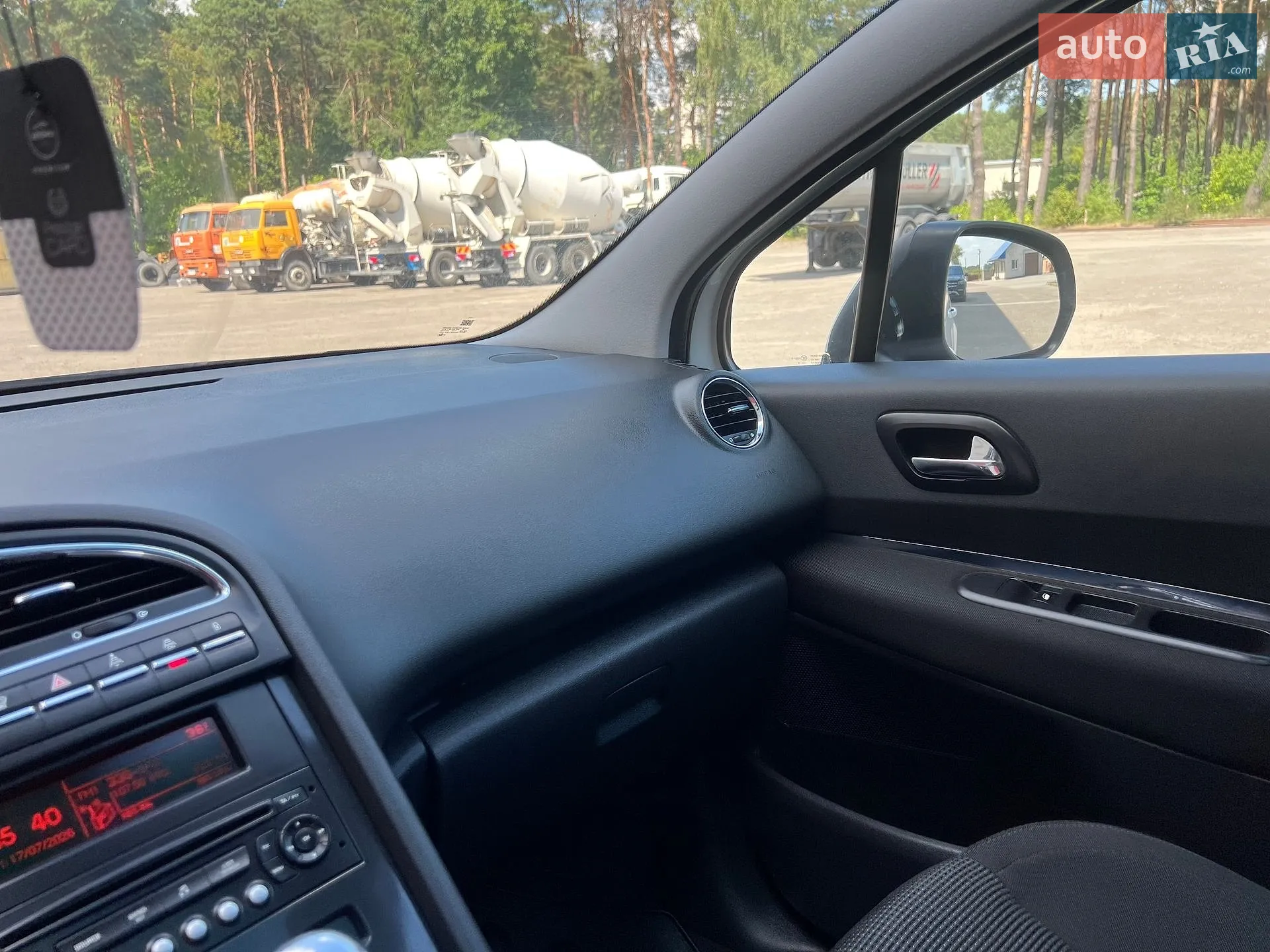 2010 Peugeot 5008 - мініатюра 75