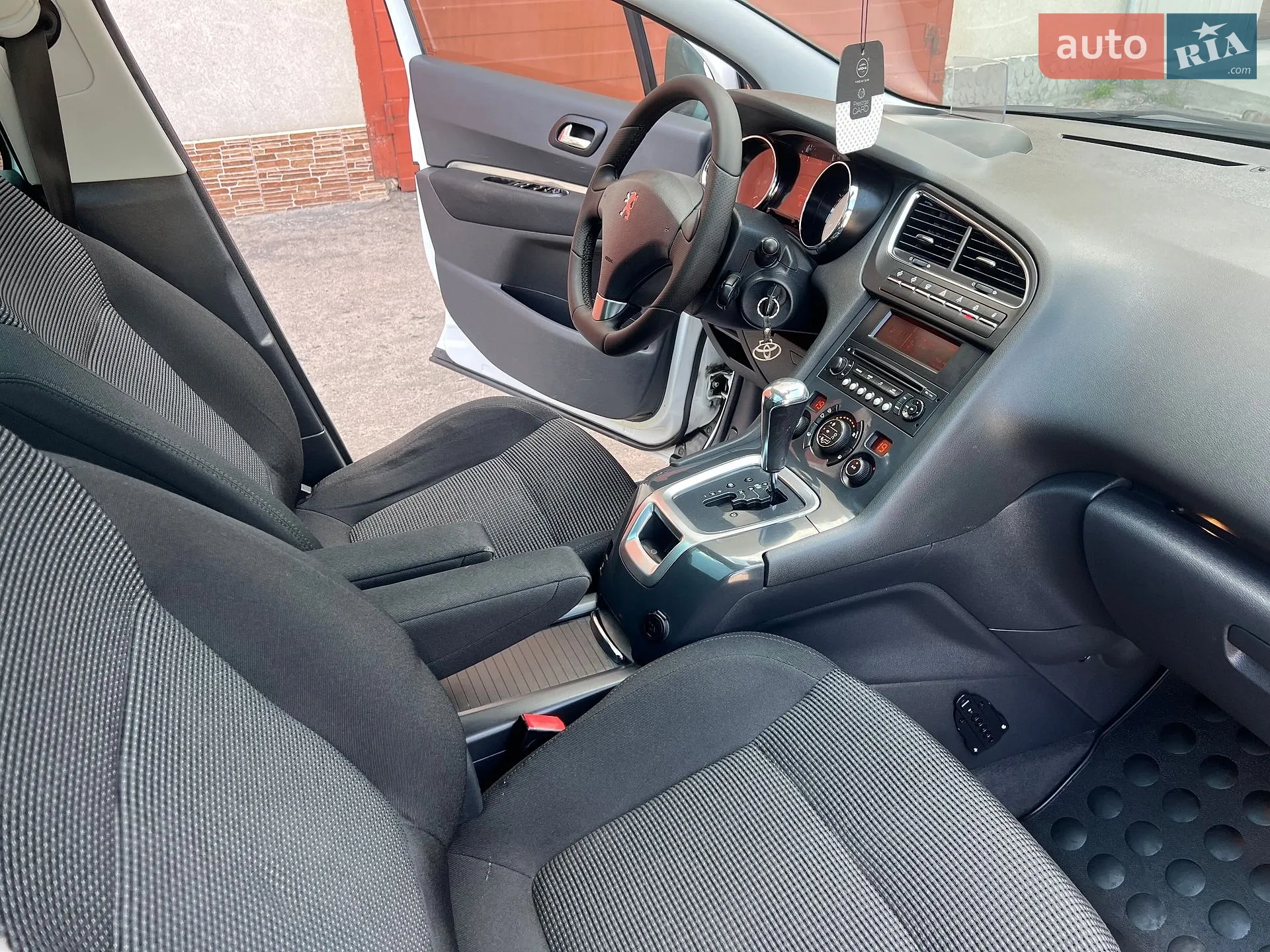 2010 Peugeot 5008 - мініатюра 79