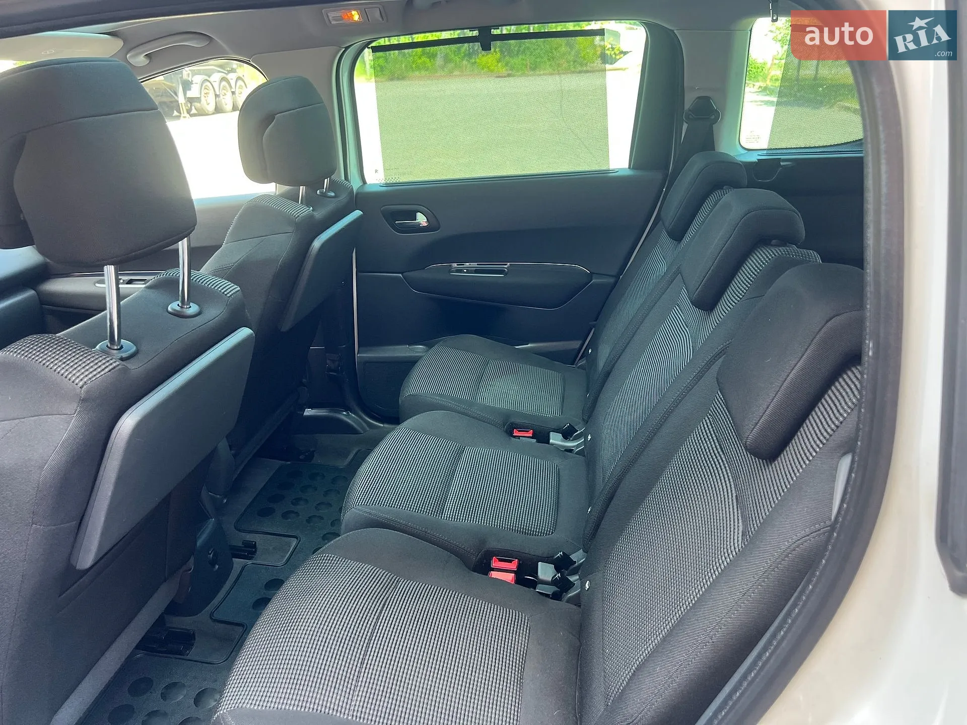 2010 Peugeot 5008 - мініатюра 88