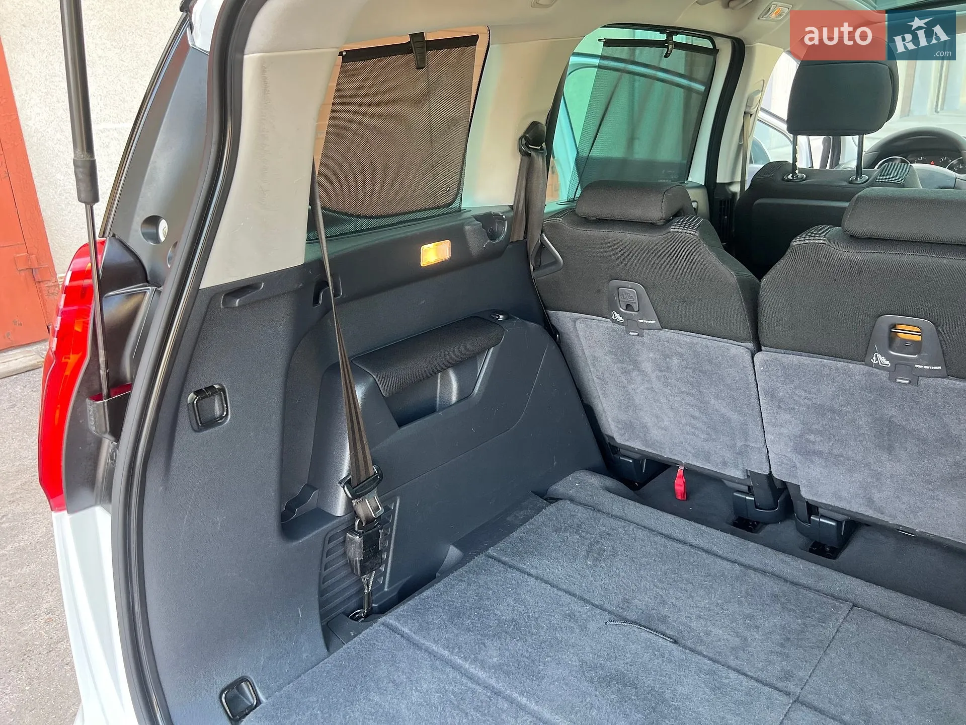 2010 Peugeot 5008 - мініатюра 96