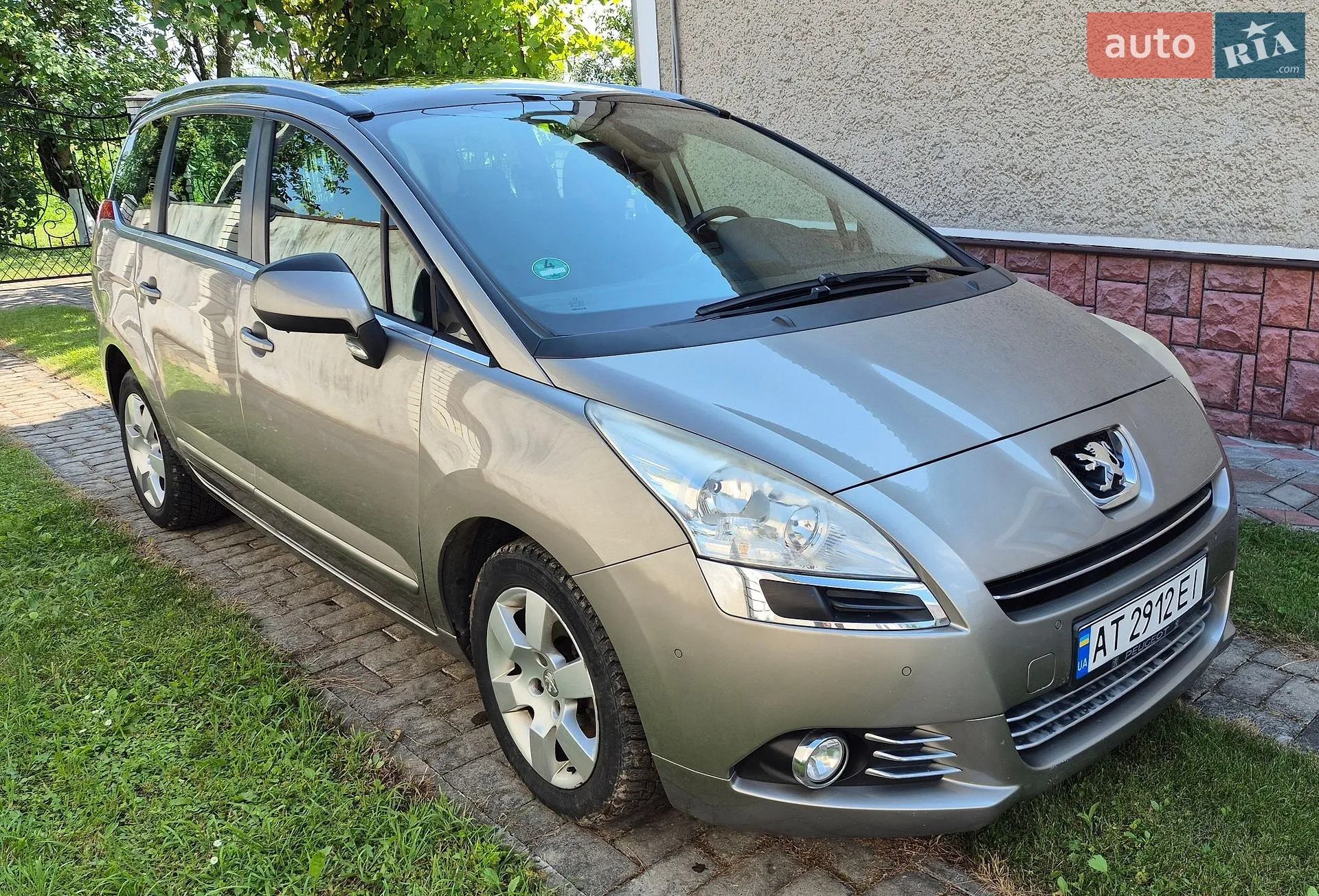 2011 Peugeot 5008 - мініатюра 2