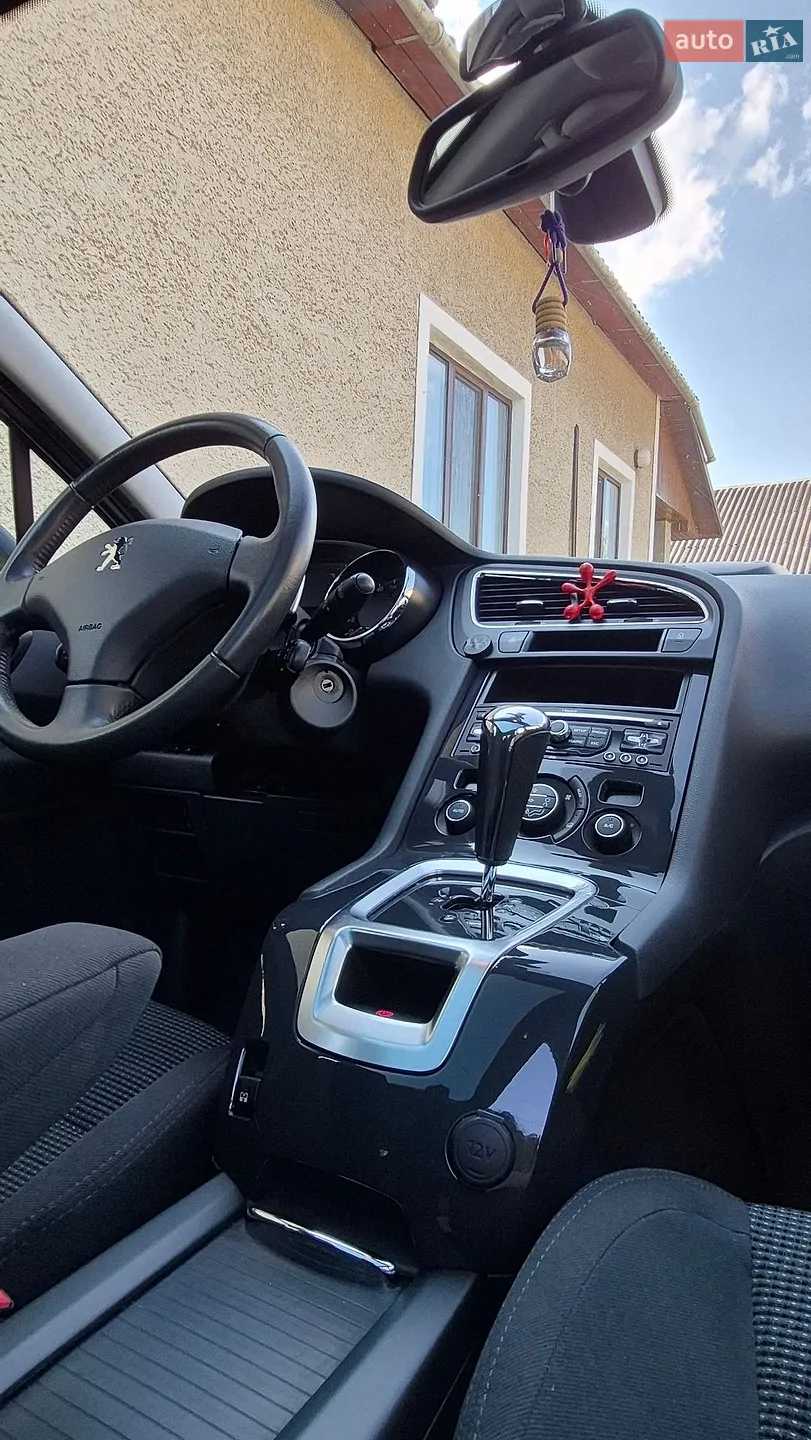 2011 Peugeot 5008 - мініатюра 12