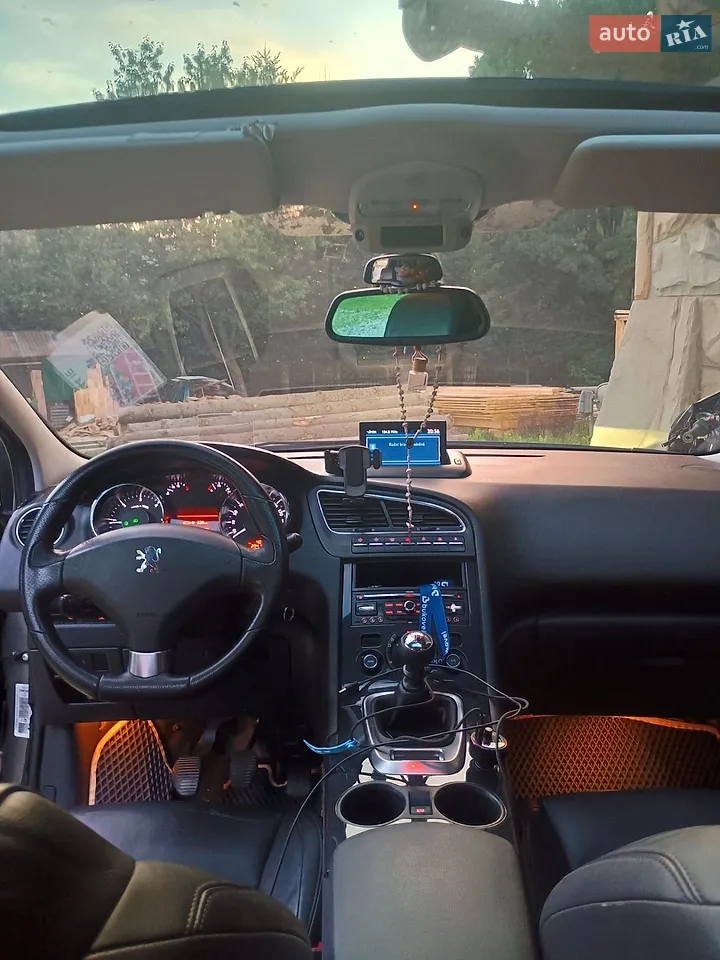 2011 Peugeot 5008 - мініатюра 13