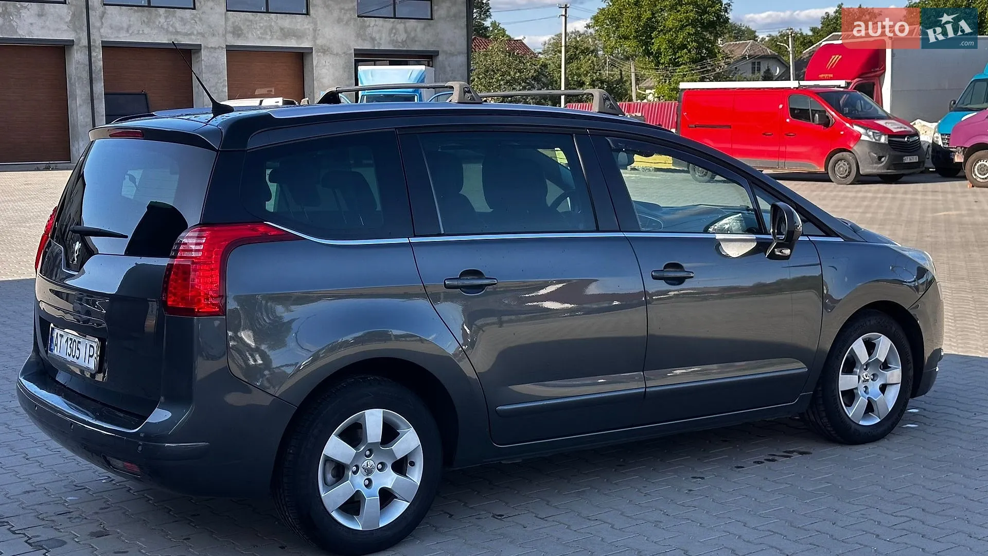2012 Peugeot 5008 - мініатюра 10
