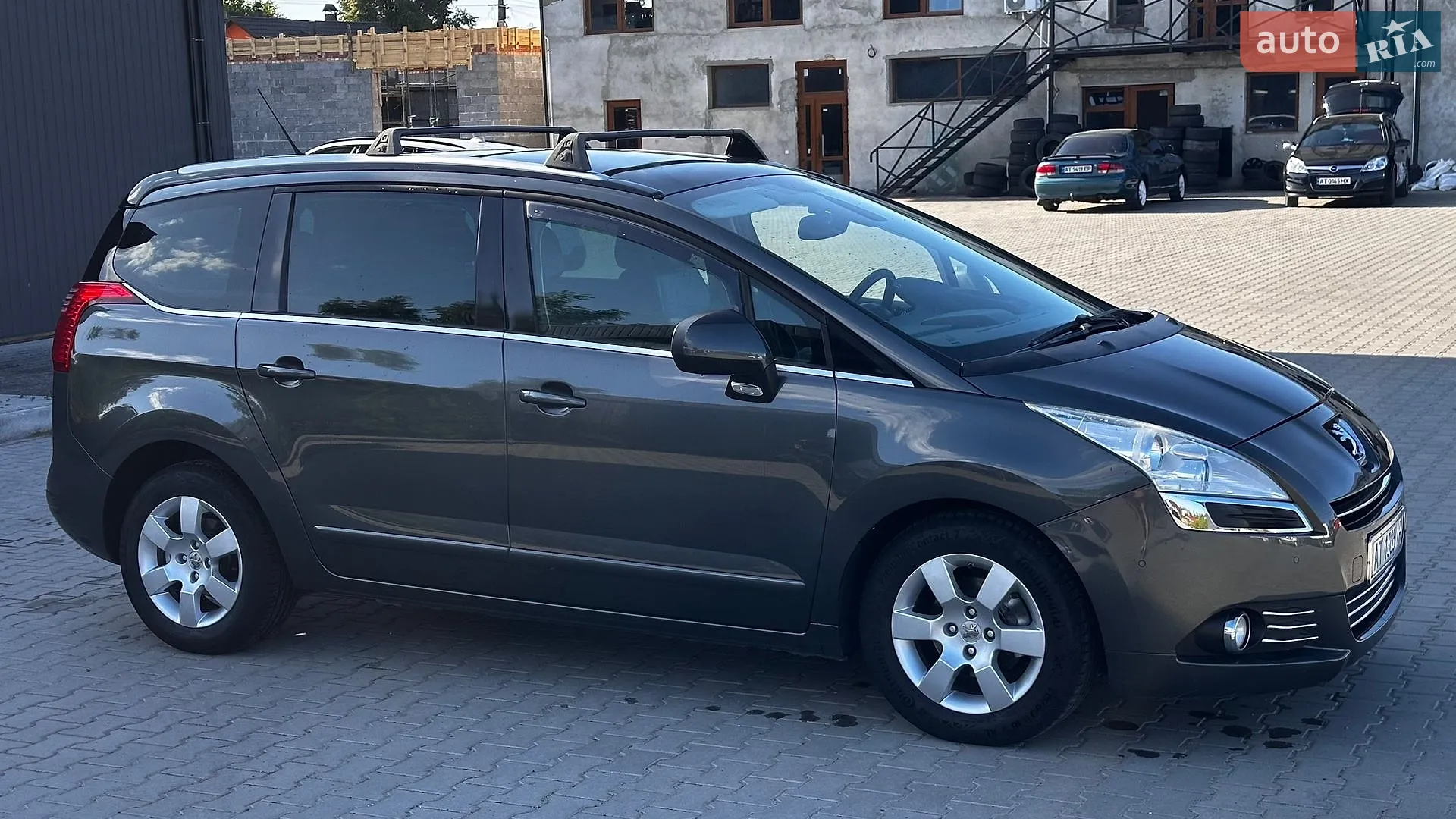 2012 Peugeot 5008 - мініатюра 12