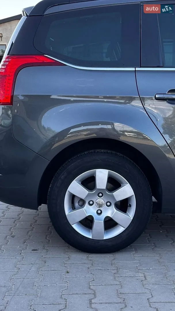 2012 Peugeot 5008 - мініатюра 15
