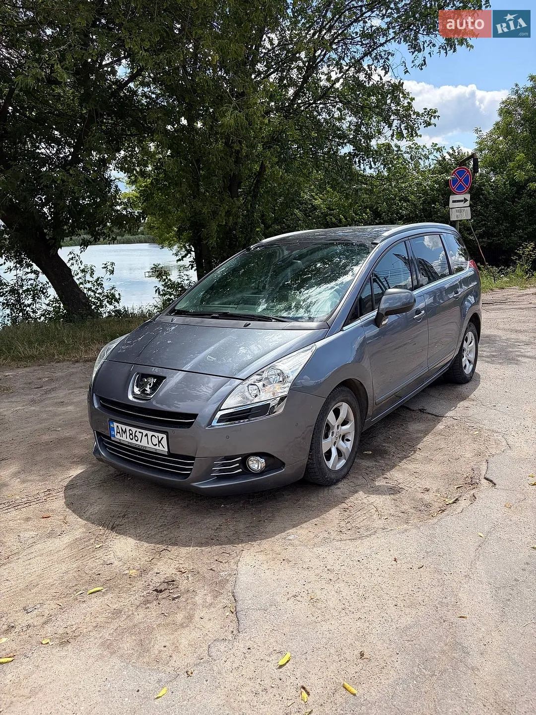 2011 Peugeot 5008 - фото 1
