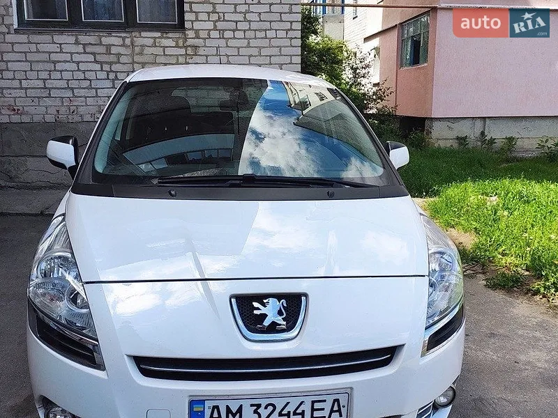 Peugeot 5008