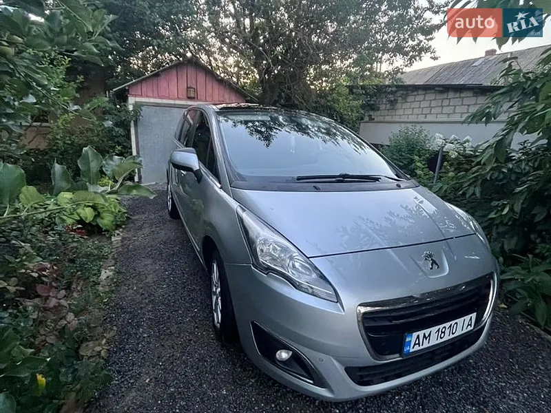 Peugeot 5008
